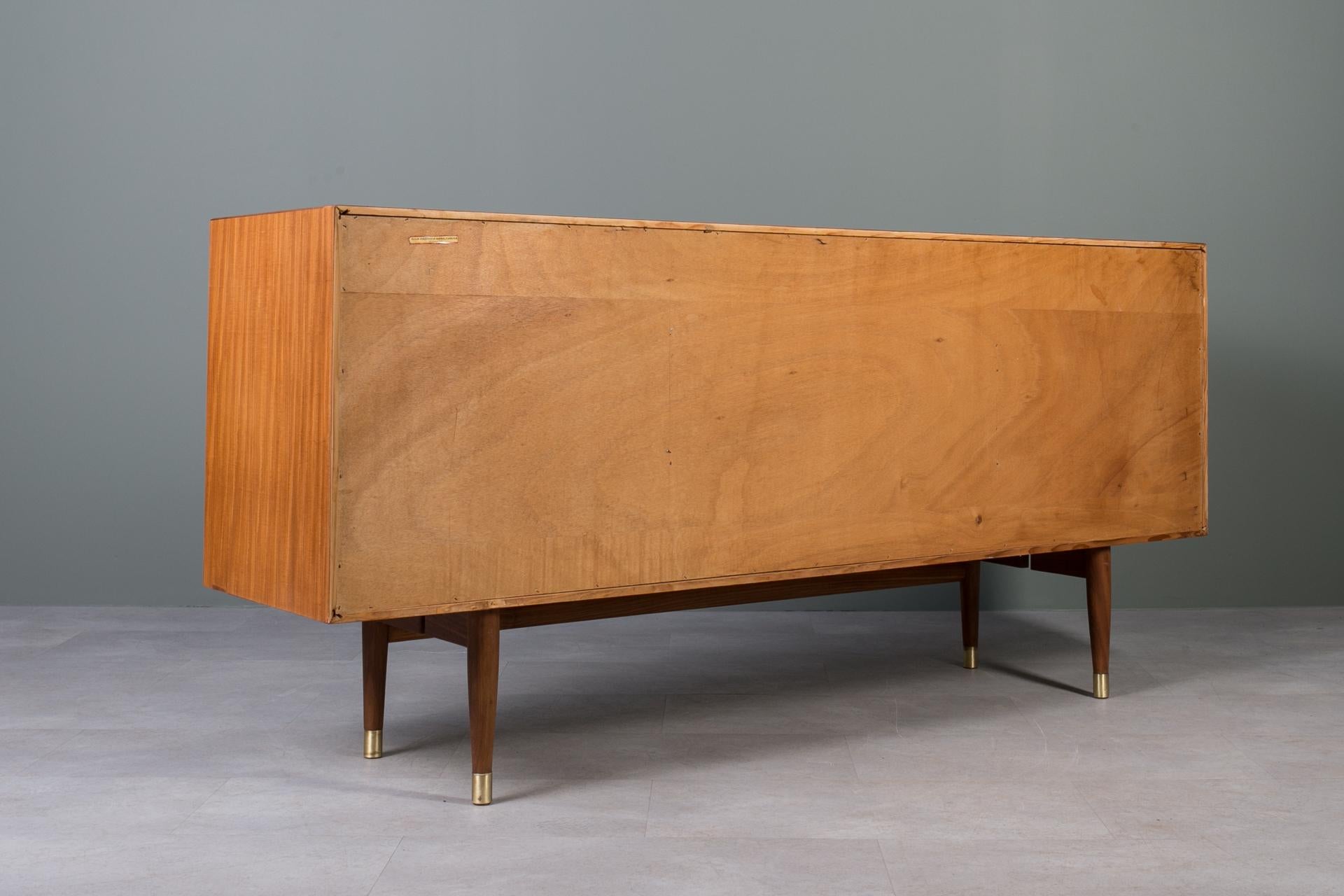 Sven Andersen Teak Sideboard, Timeless Scandinavian & MidCentury Modern Design For Sale 5