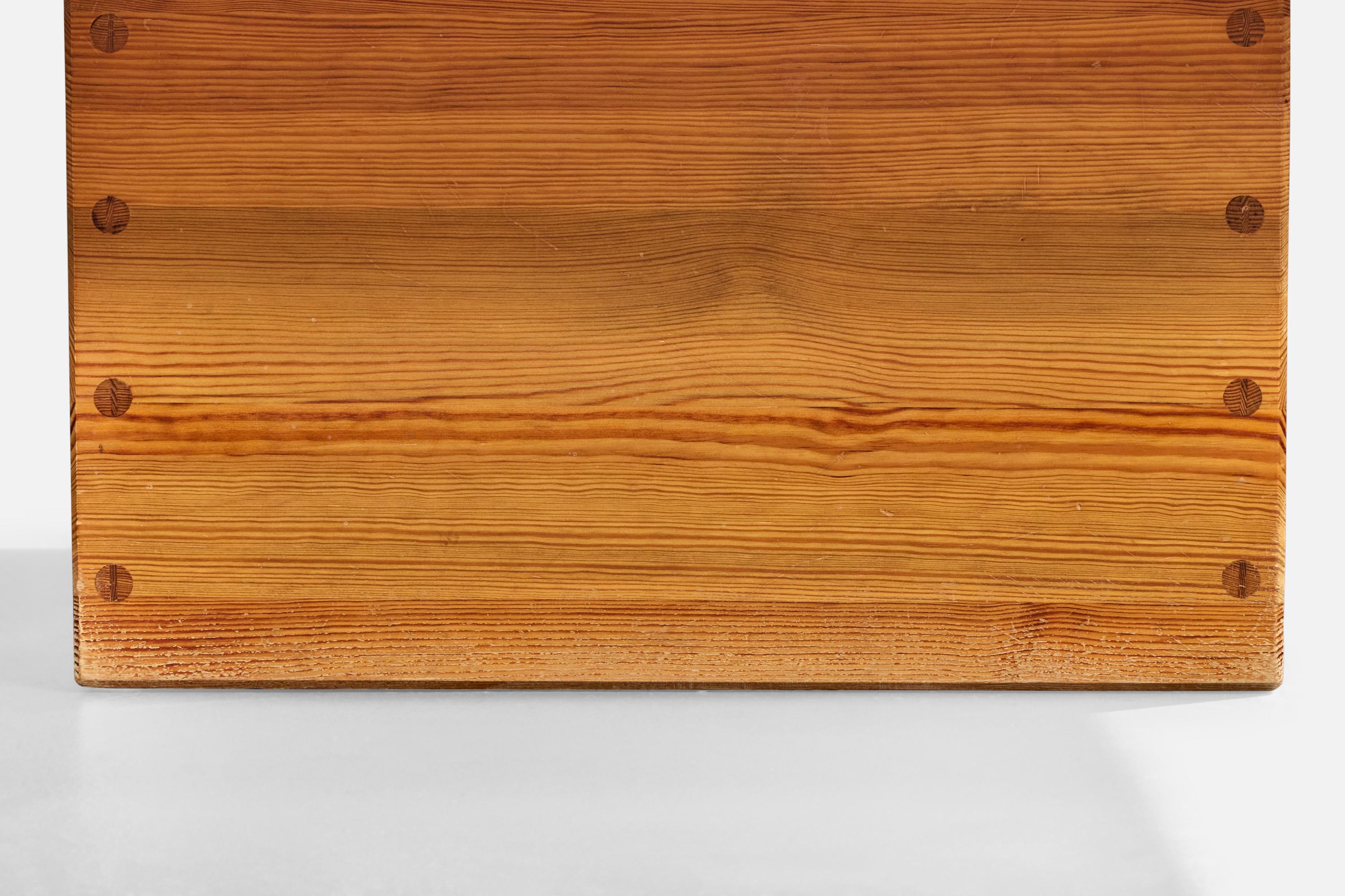 Bois Sven & Christer Larsson Attribution, table basse, pin, Suède, années 1970 en vente