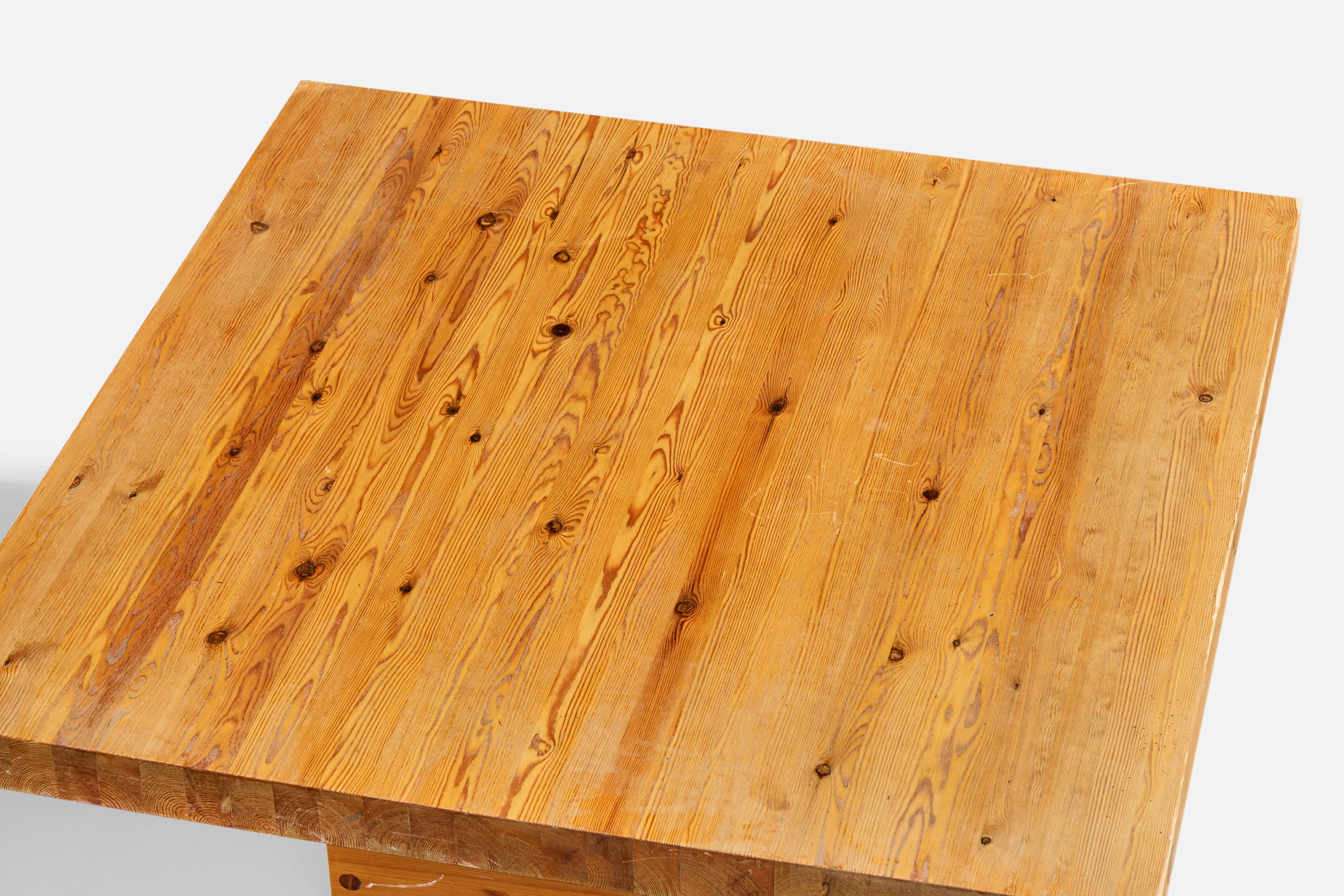 Bois Sven & Christer Larsson Attribution, table basse, pin, Suède, années 1970 en vente
