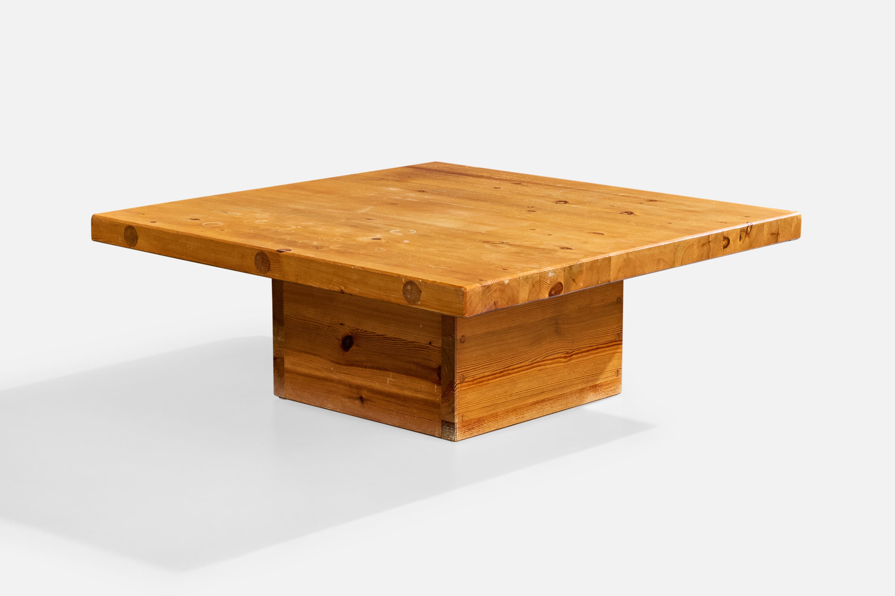 Sven & Christer Larsson Attribution, table basse, pin, Suède, années 1970