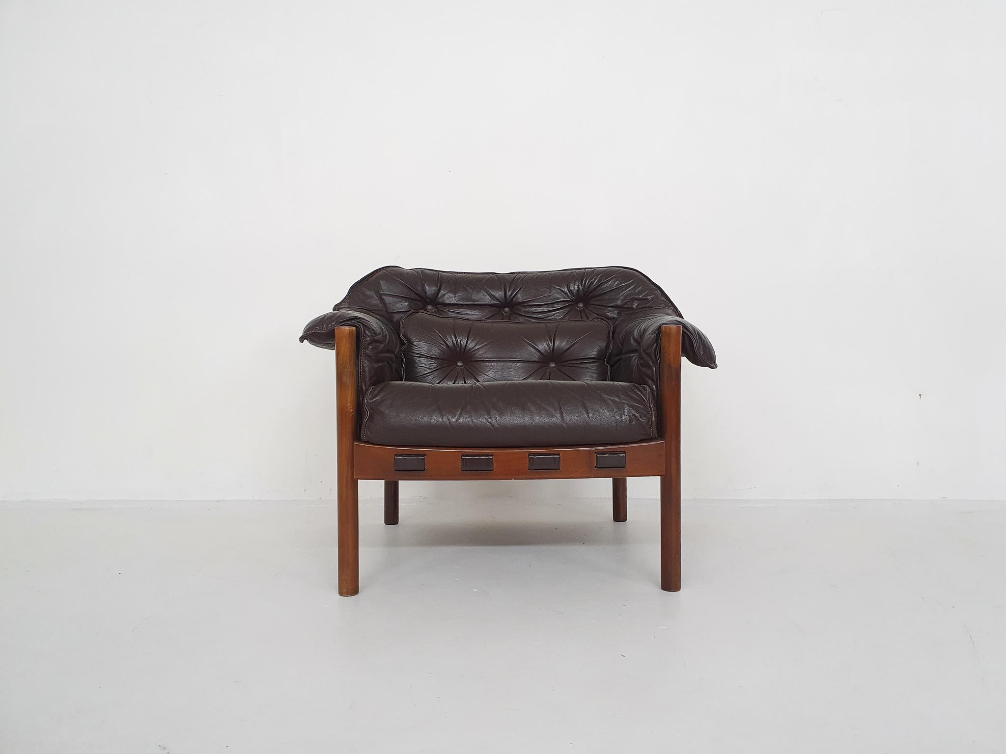 Scandinavian Modern Sven Ellekaer for Coja Leather Lounge Chair, Denmark, 1960's