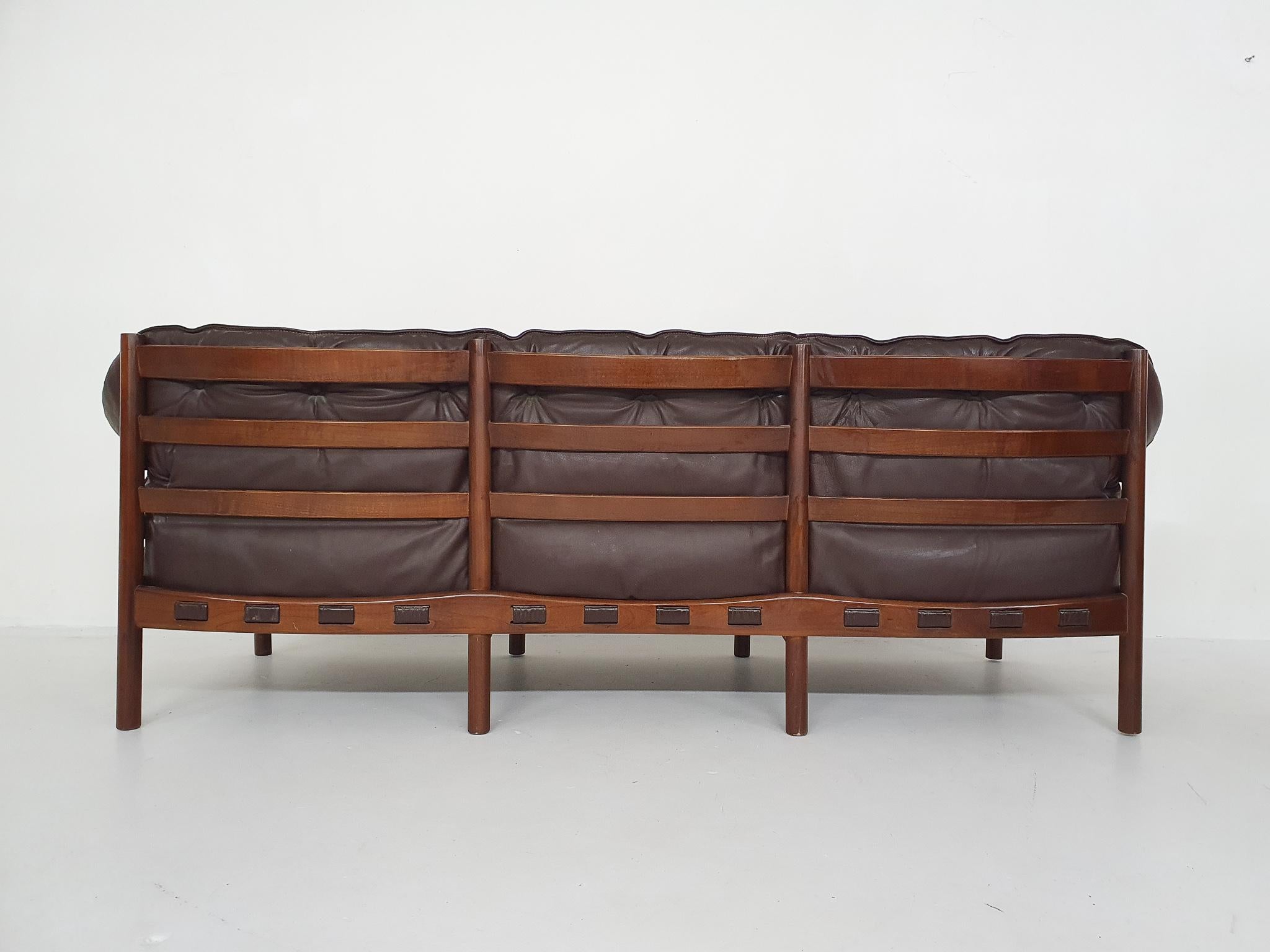 Sven Ellekaer for Coja Three Seater Sofa, Sweden 1960's In Good Condition In Amsterdam, NL