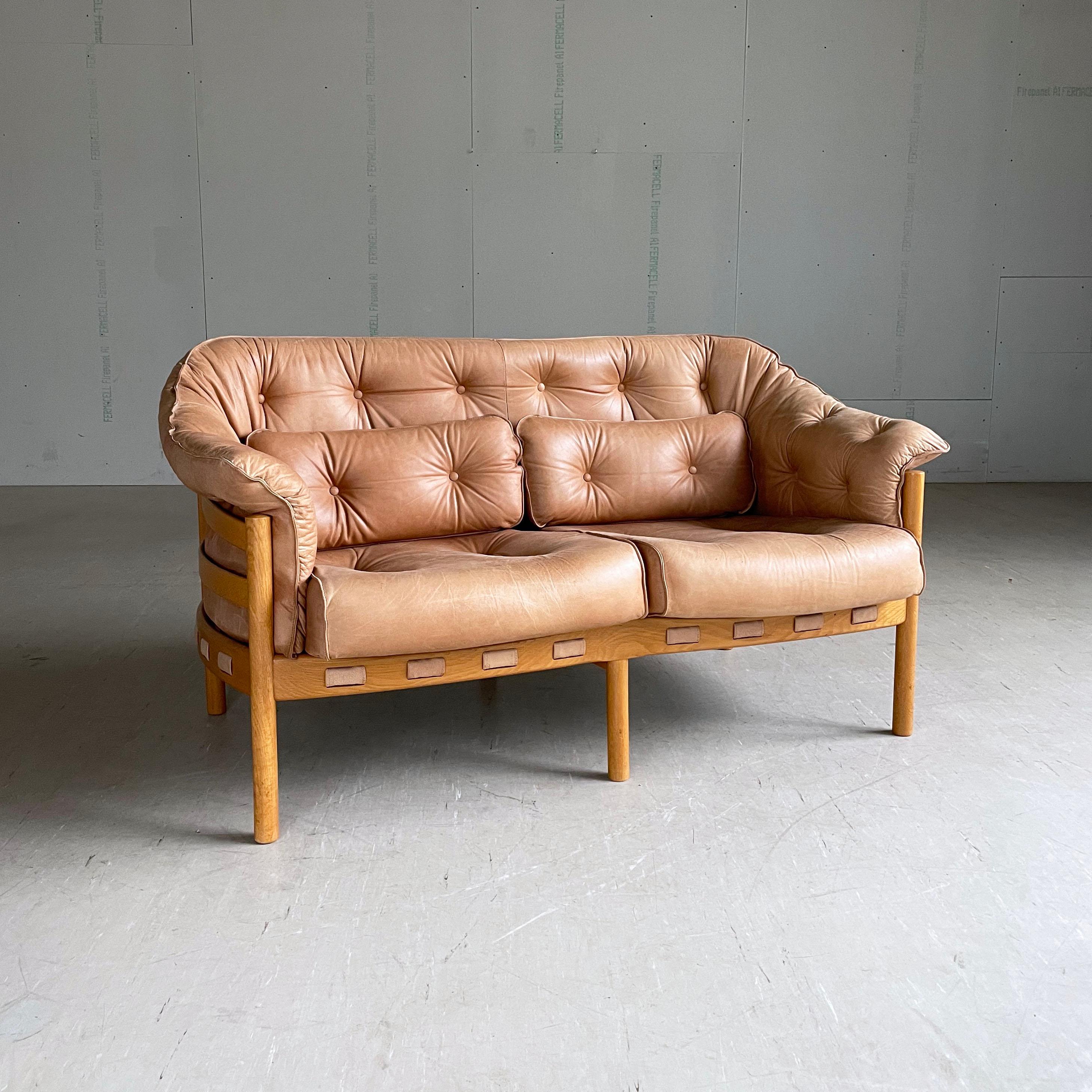 Sven Ellekaer leather sofa produced by Coja For Sale 12