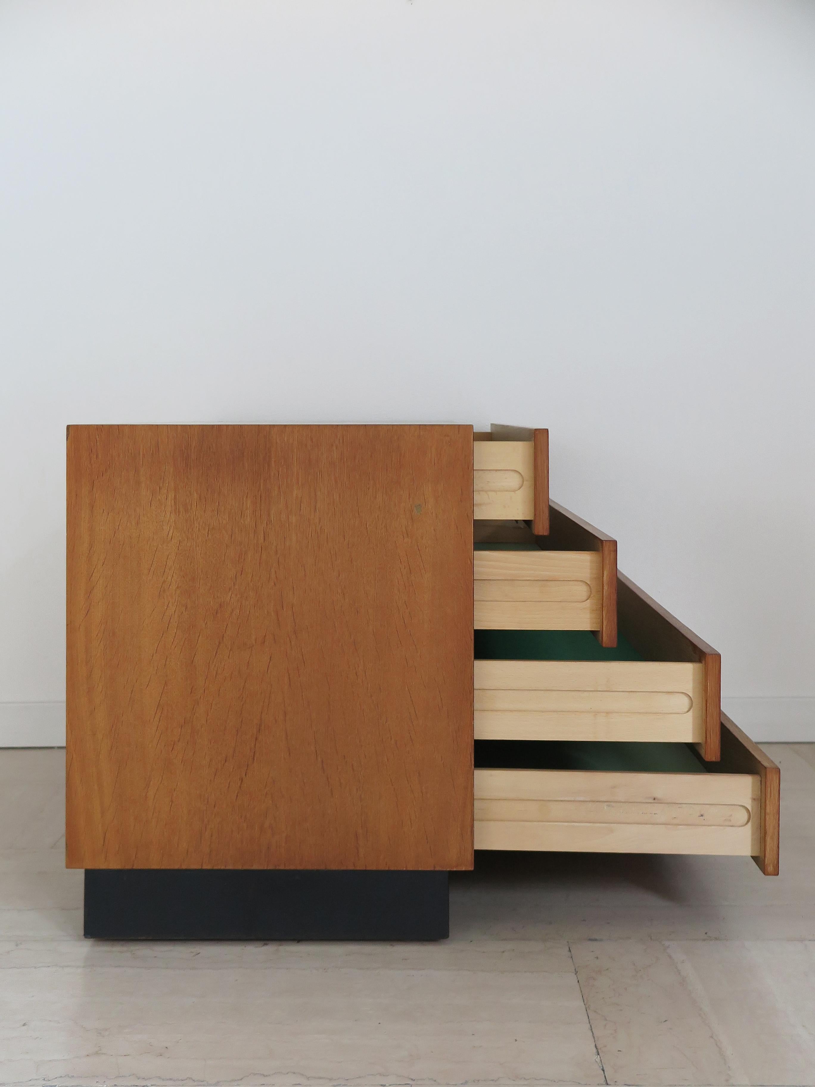 Chêne Sven Ellekar pour Bramin Mobler Commode scandinave en Oak Oak, Danemark années 1960 en vente