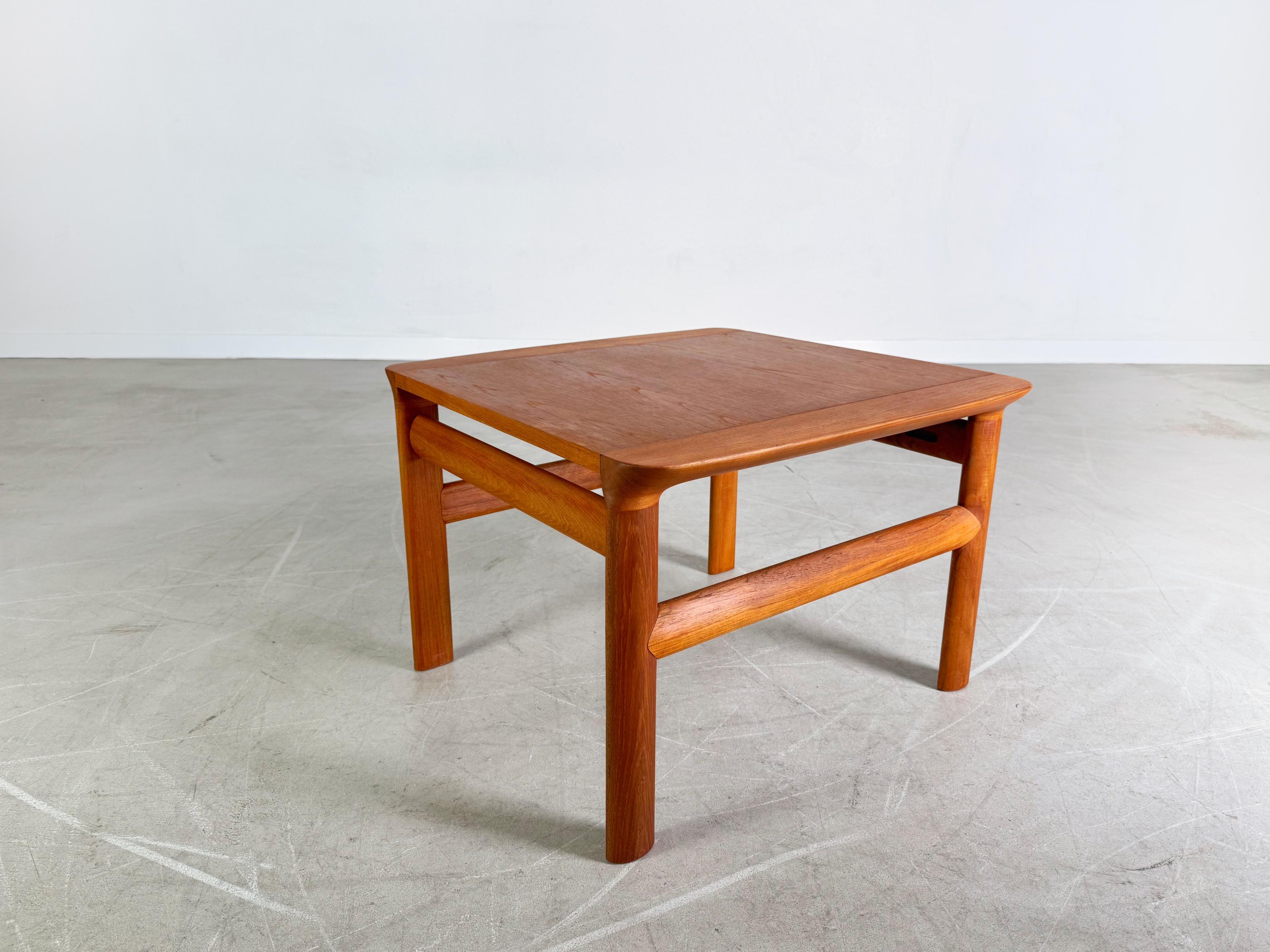 Sven Ellekär Teak Couchtisch Borneo Midcentury Komfort danish In Good Condition For Sale In Berlin, DE