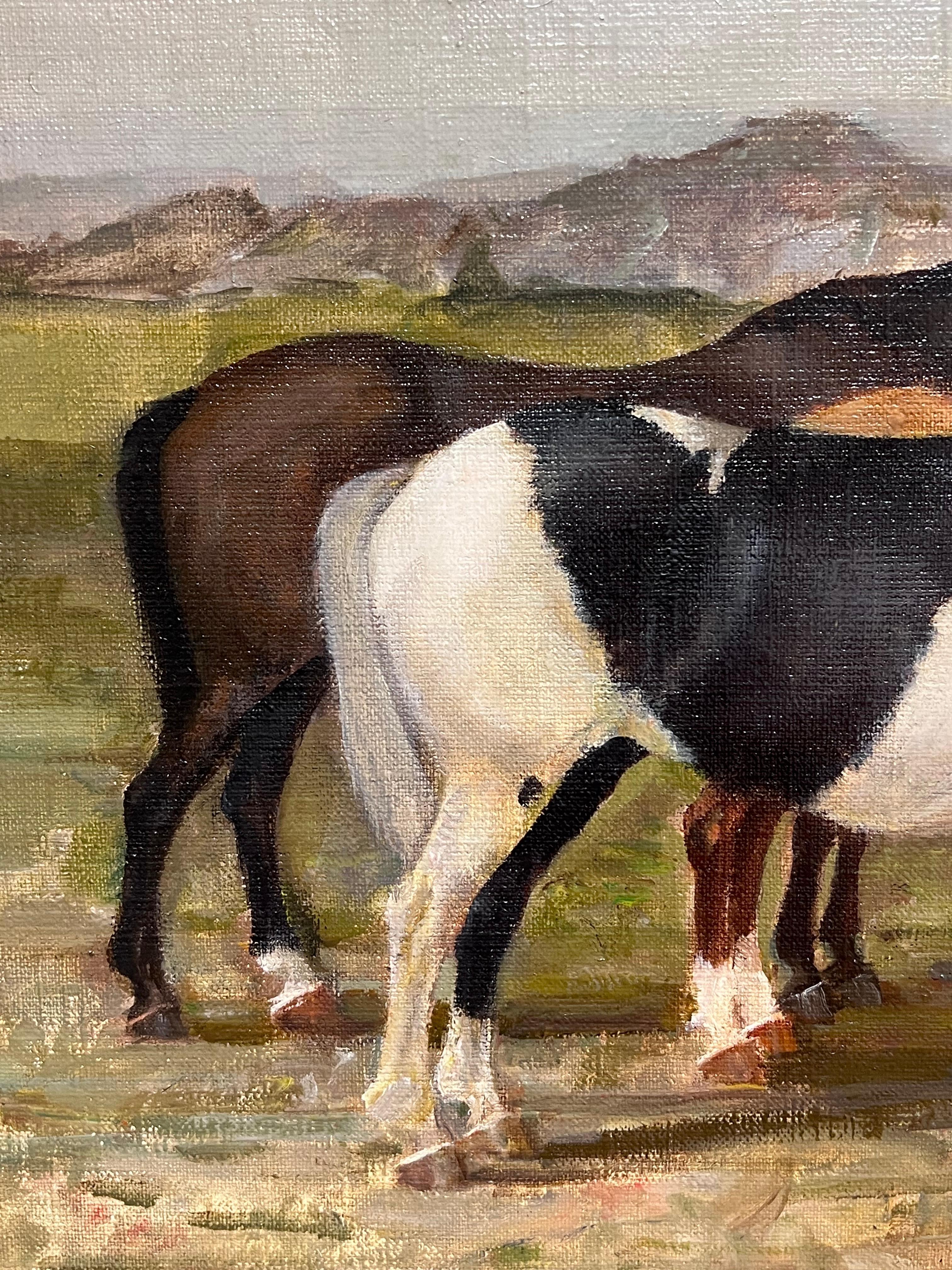 Tre cavalli nel prato di Greene & Greene Grande Paesaggio a olio del XX secolo in vendita 1