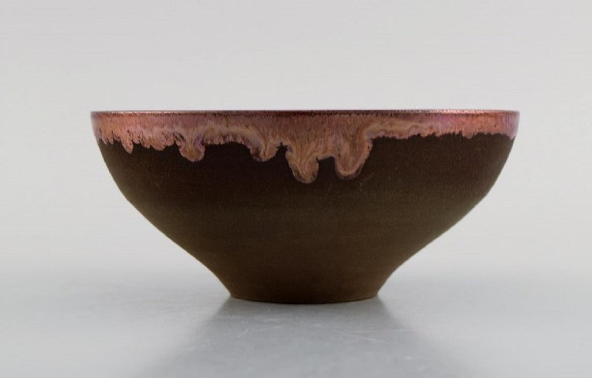 Sven Hofverberg Swedish Ceramicist, Unique Bowl in Glazed Ceramics In Excellent Condition For Sale In Copenhagen, DK
