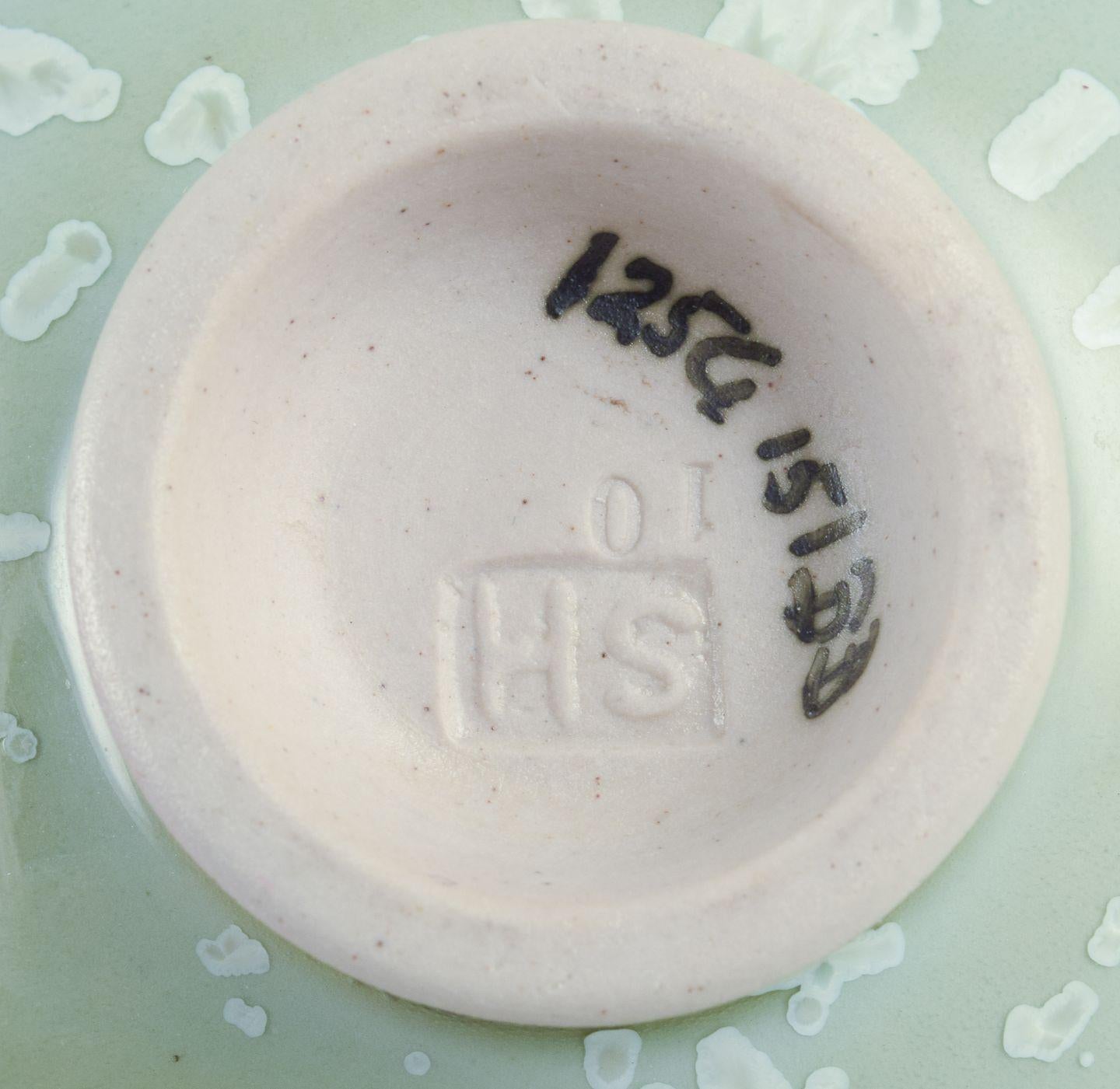 20ième siècle Sven Hofverberg, Swedish ceramicist. Ceramic bowl with mint green glaze. en vente