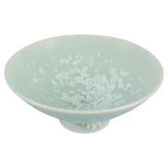 Sven Hofverberg, Swedish ceramicist. Ceramic bowl with mint green glaze.