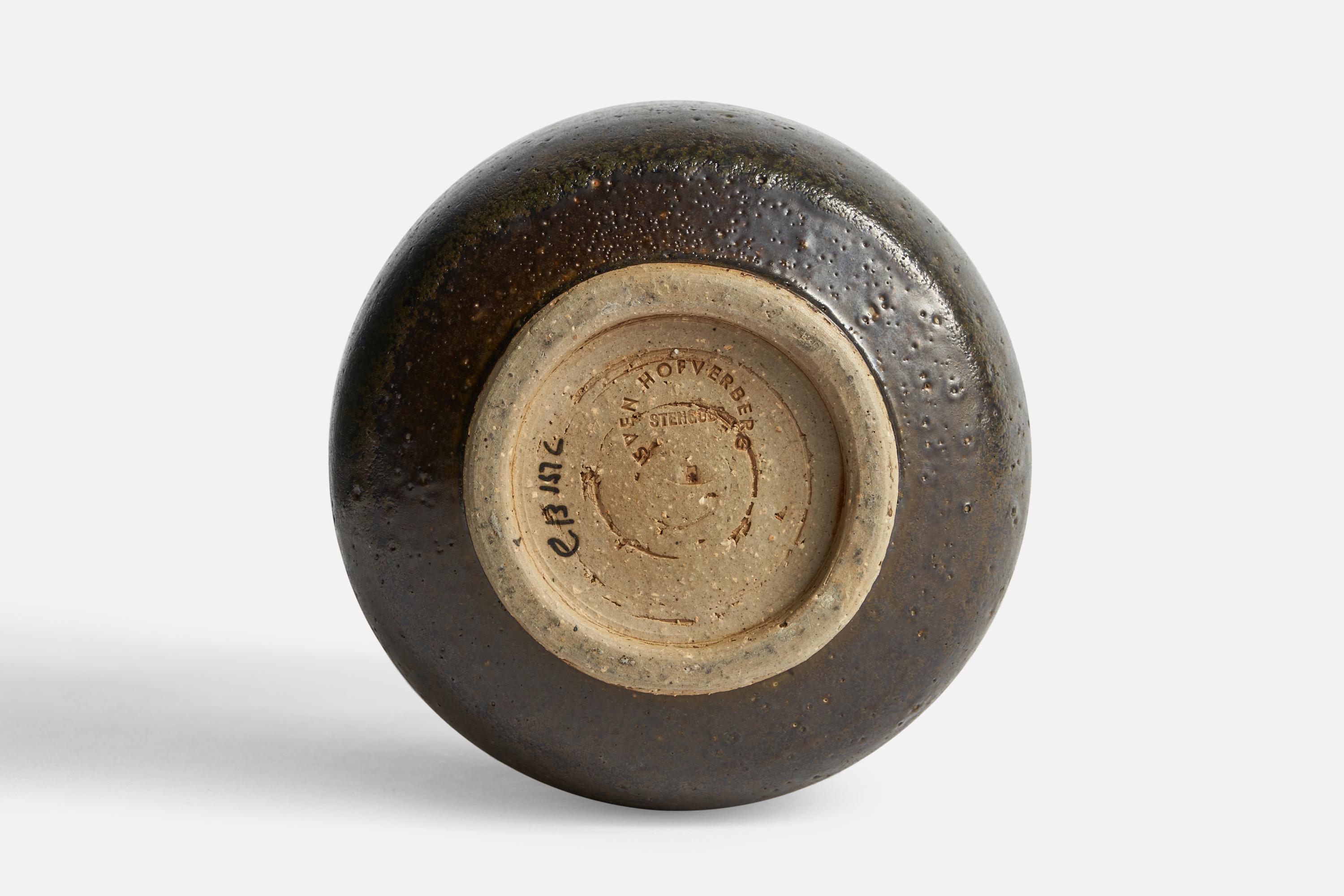Sven Hofverberg, Vase, Stoneware, Sweden, 1960s For Sale at Sven Hofverberg, Vase, Stoneware, Sweden, 1960s For Sale at