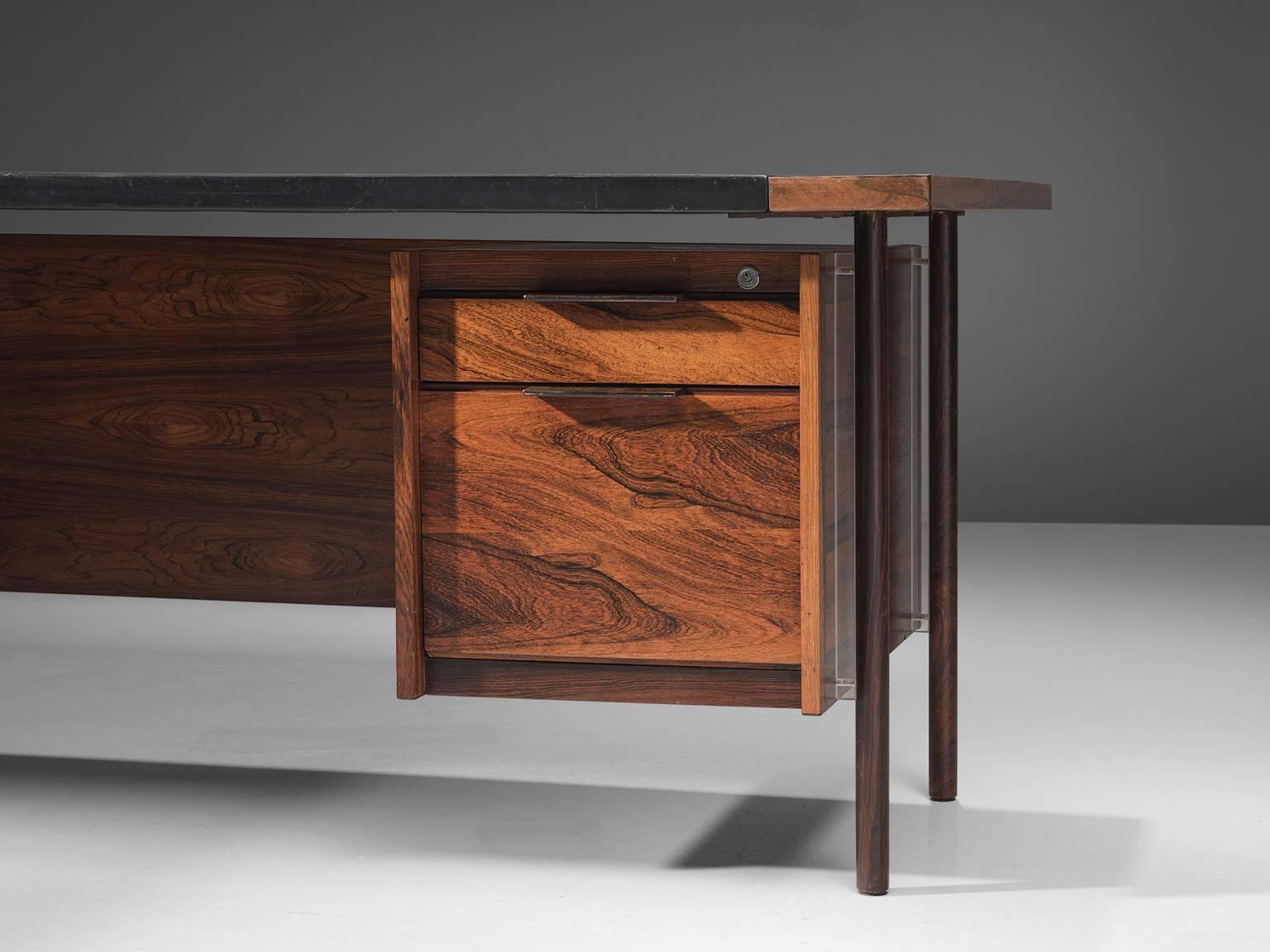 Mid-20th Century Sven Ivar Disten Restored Corner Desk in Leather and Rosewood