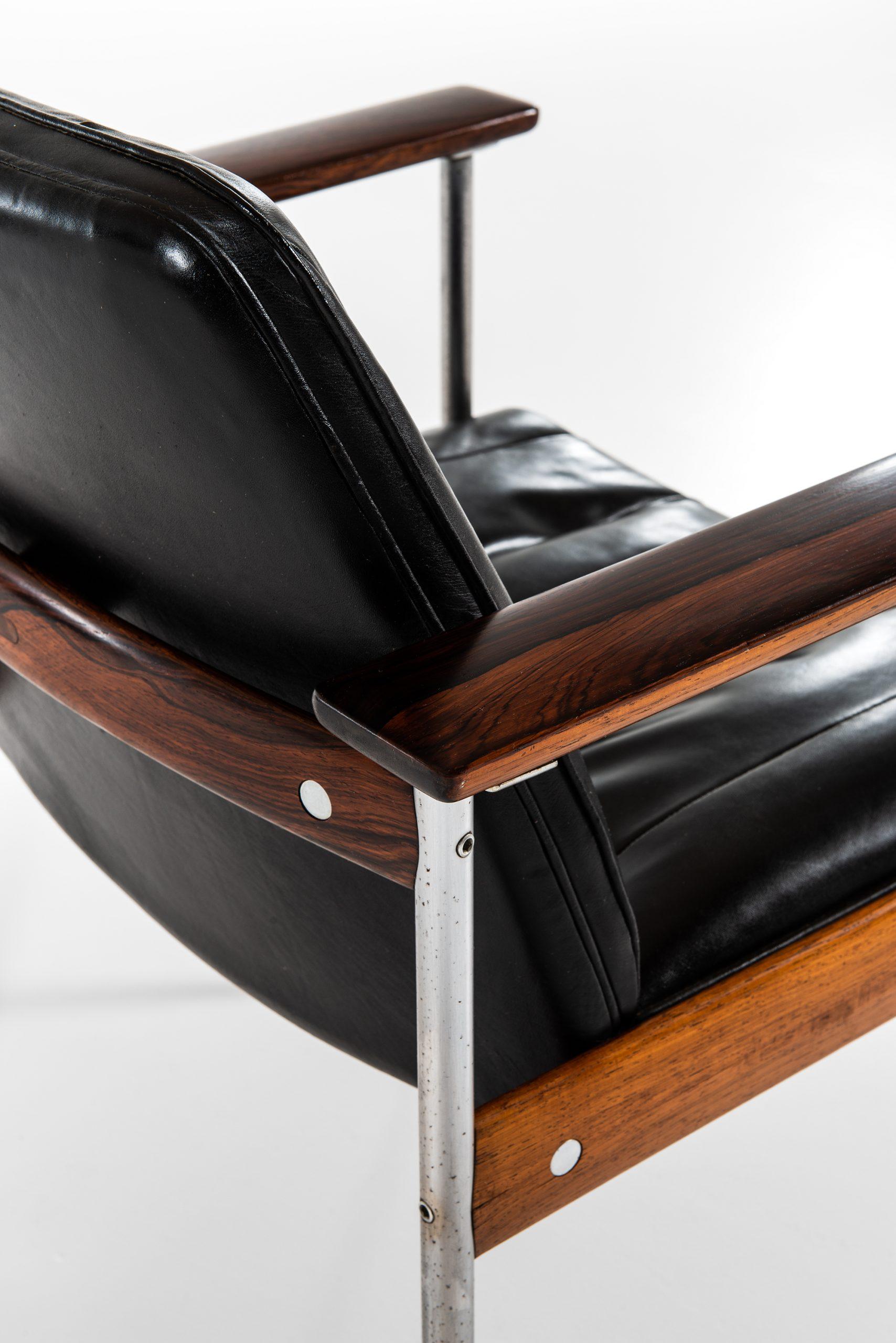Milieu du XXe siècle Sven Ivar Dysthe fauteuils Modèle 1001 Produit par Dokka mbler en Norvège en vente