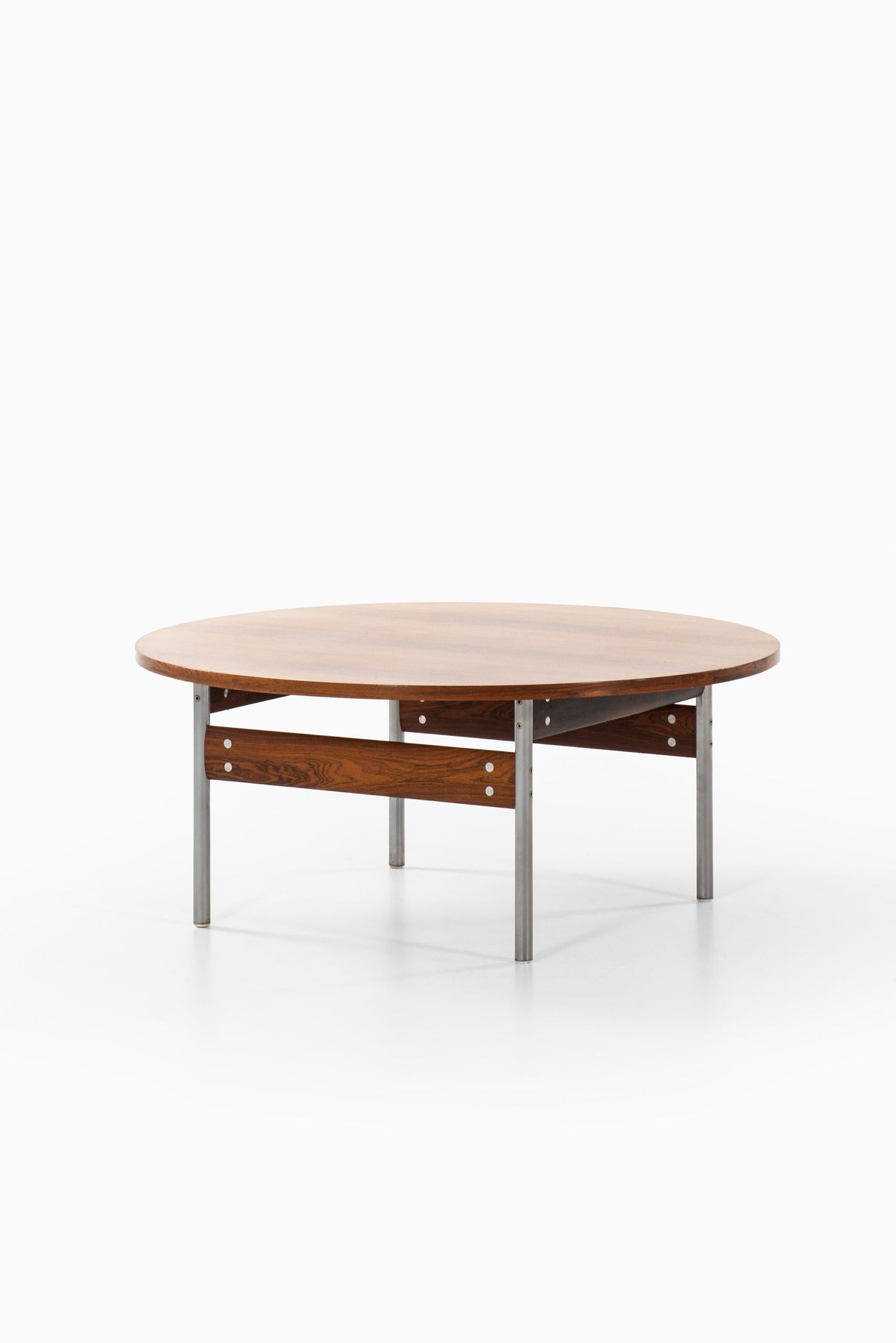 Norwegian Sven Ivar Dysthe Coffee Table Produced by Dokka Møbler in Norway For Sale