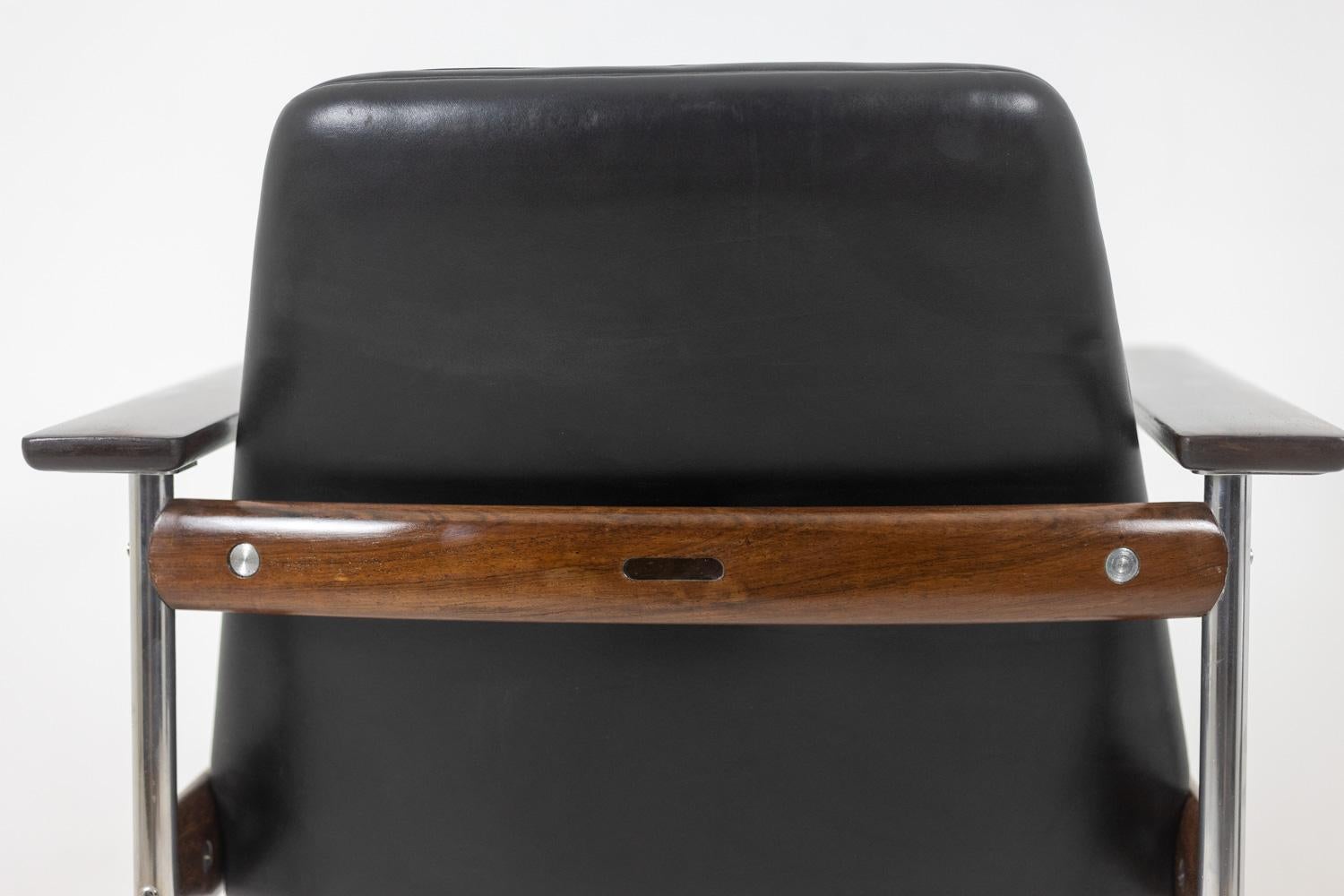 Sven Ivar Dysthe für Dokka. Sessel. Circa 1960. im Angebot 1