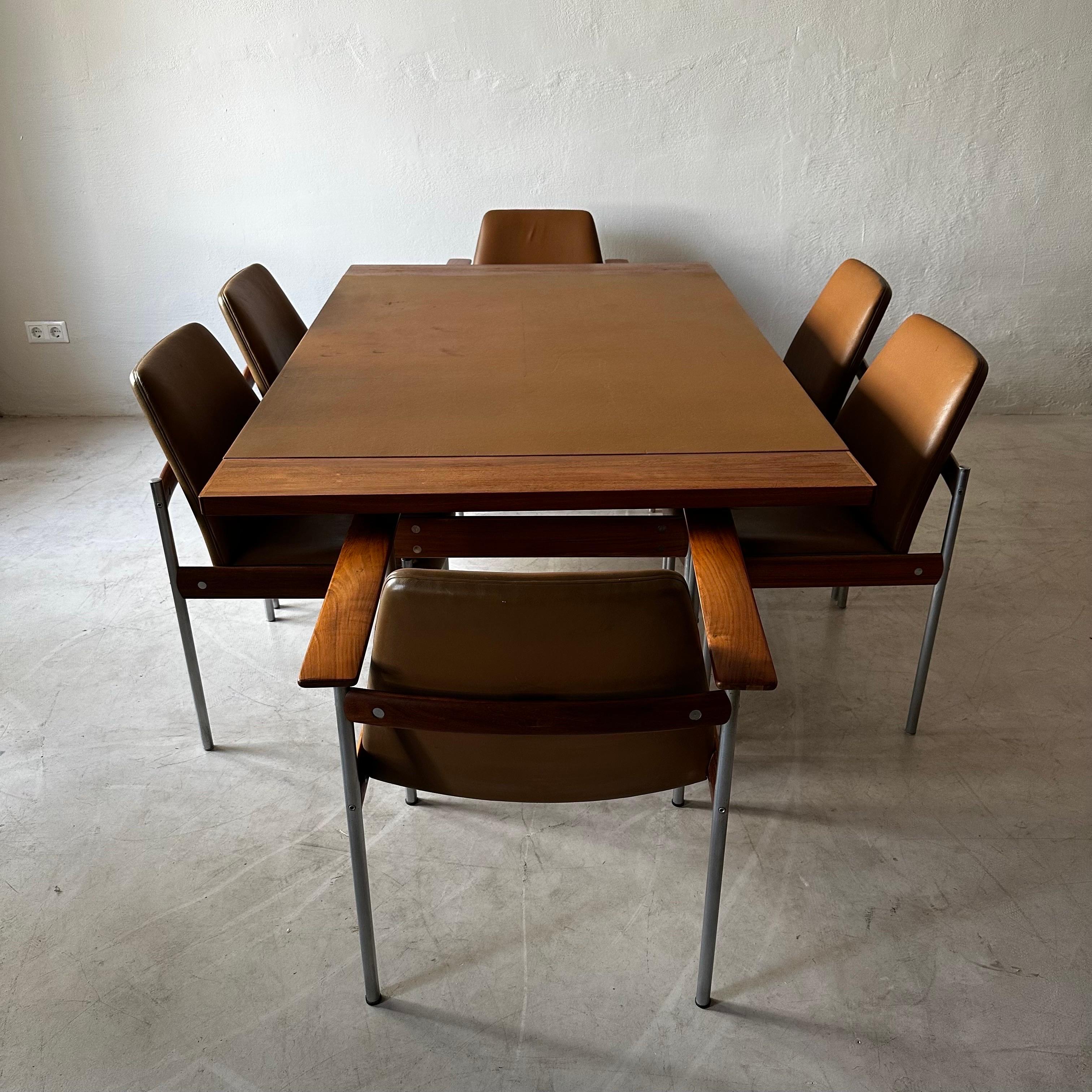 Sven Ivar Dysthe Large Set of 10 Chairs in Cognac Leather and Walnut For Sale 7