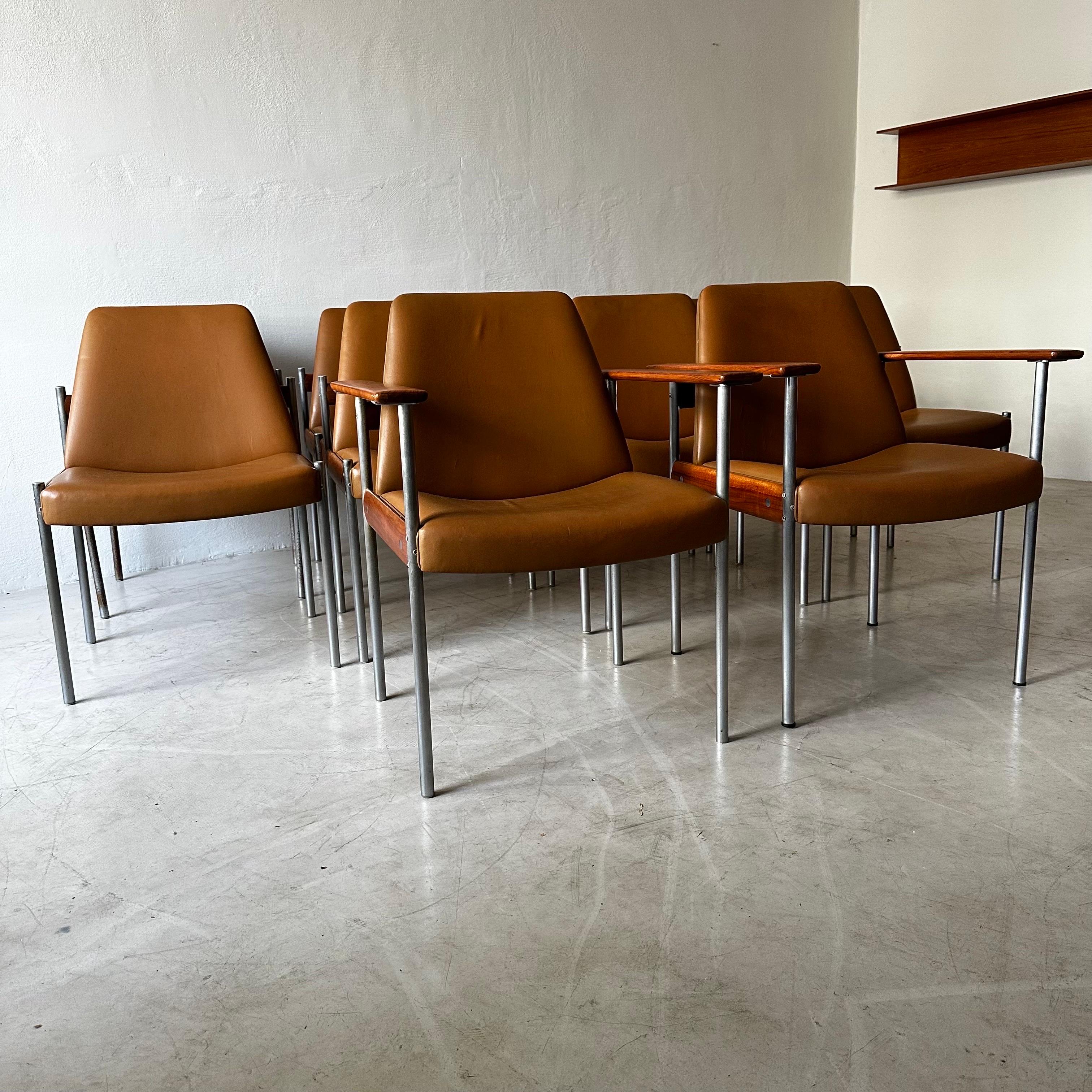 Metal Sven Ivar Dysthe Large Set of 10 Chairs in Cognac Leather and Walnut For Sale