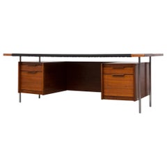 Sven Ivar Executive Desk