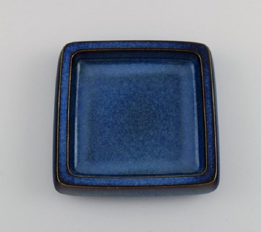 Sven Jonson (1919-1989) Gustavsberg. 
Three Lagun dishes in glazed stoneware. Beautiful glaze in shades of blue. 
1970s.
Largest measures: 25 x 25 x 5 cm.
In excellent condition.
Stamped.