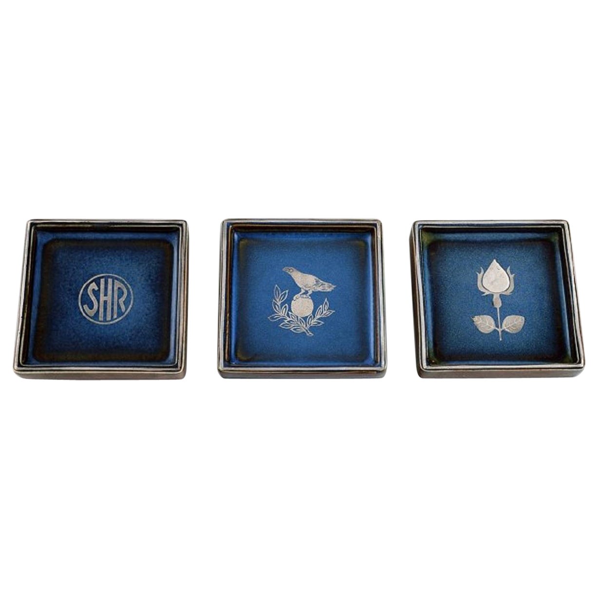 Sven Jonson « 1919-1989 » Gustavsberg, trois petits plats de Lagun, 1970 en vente