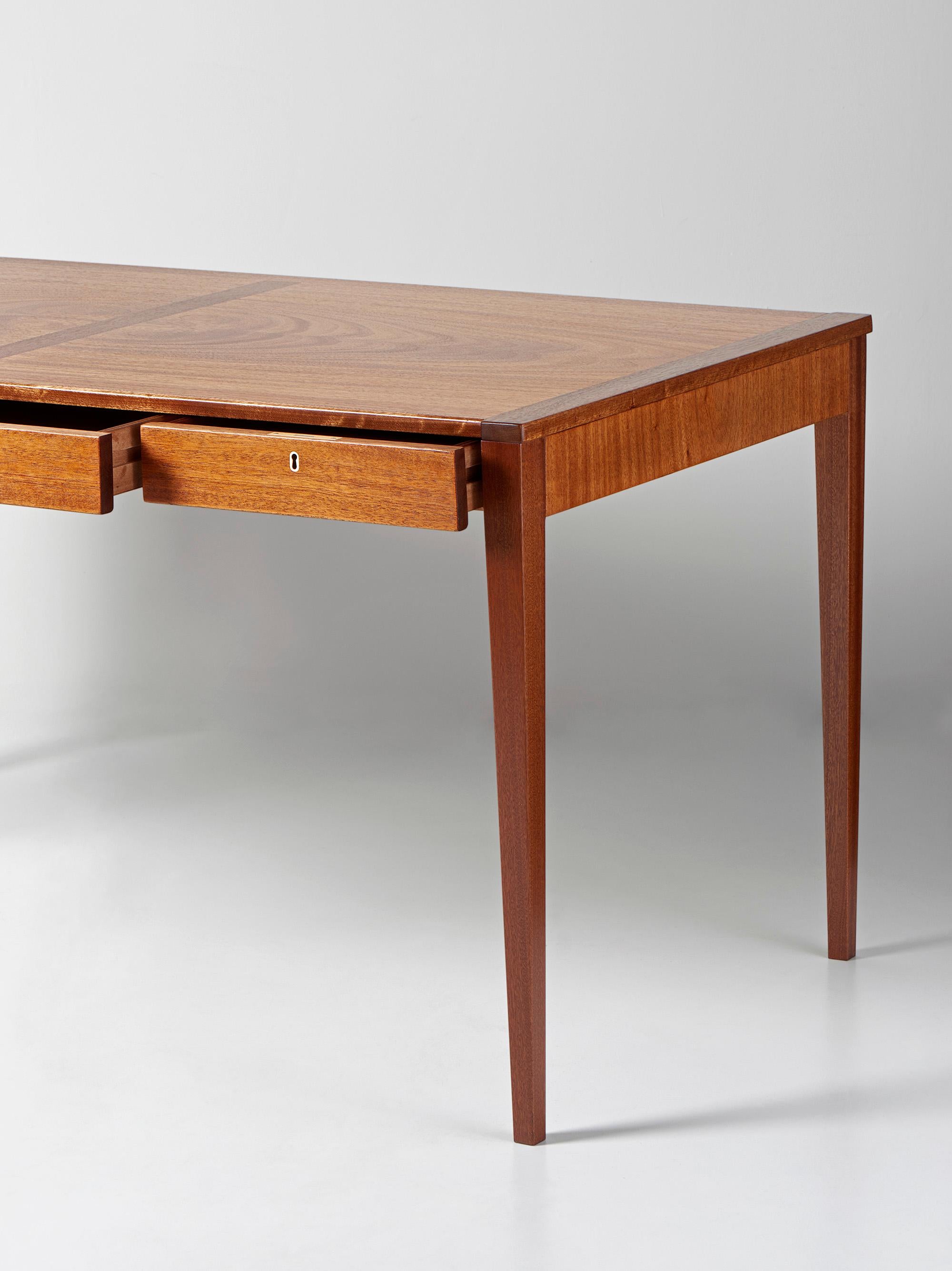 Sven Langkilde 1960er Jahre Dänischer Mahagoni-Schreibtisch im Angebot 2