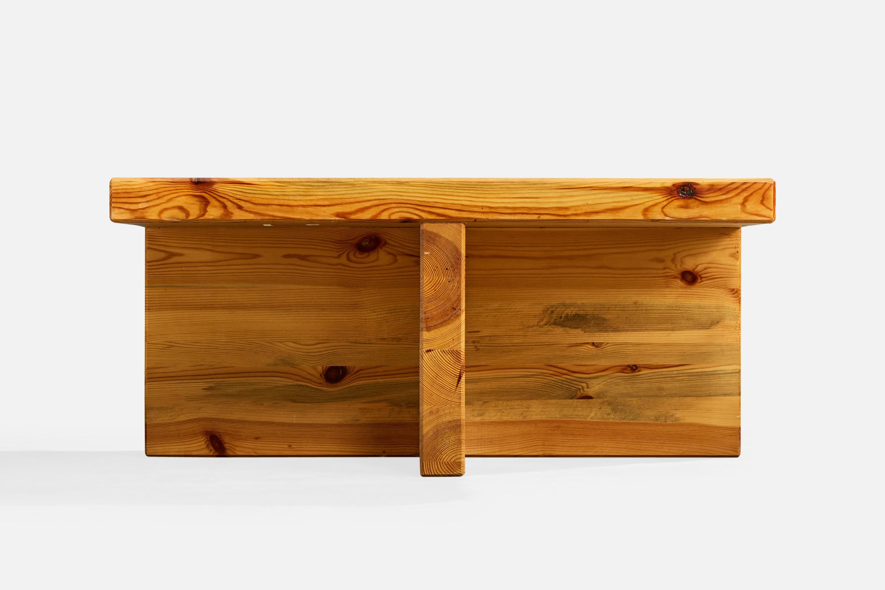 Sven Larsson, Coffee Table, Pine, Sweden, 1970s (Schwedisch) im Angebot