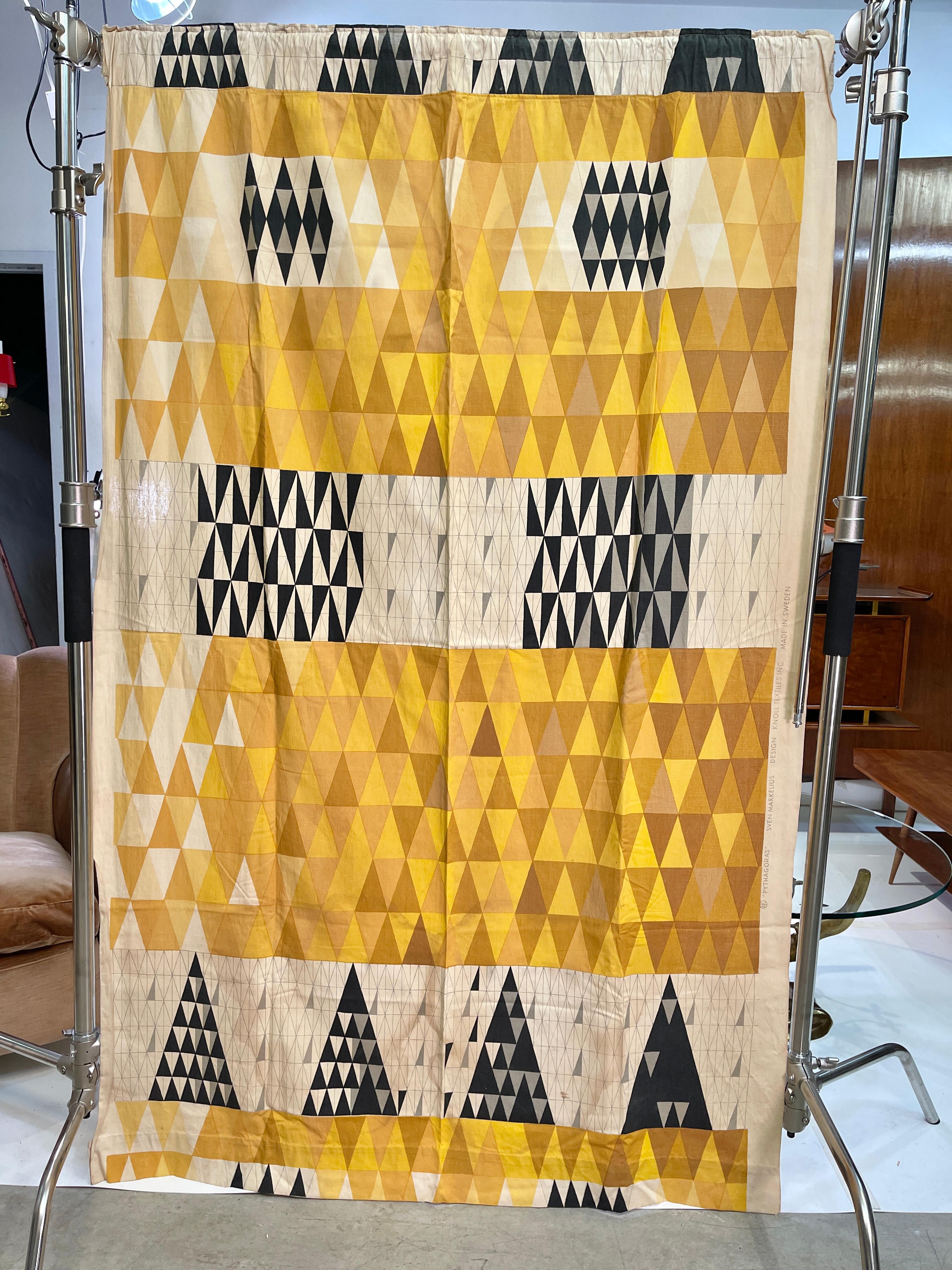 Sven Markelius (1889-1970), Pythagoras drapery panel produced in 1952 by Ljungberg's Textile AB, Sweden for Knoll Associates, New York, NY.
Overall dimensions are 77 inches high by 50 inches wide including printed selvedge. 
Along the top is a