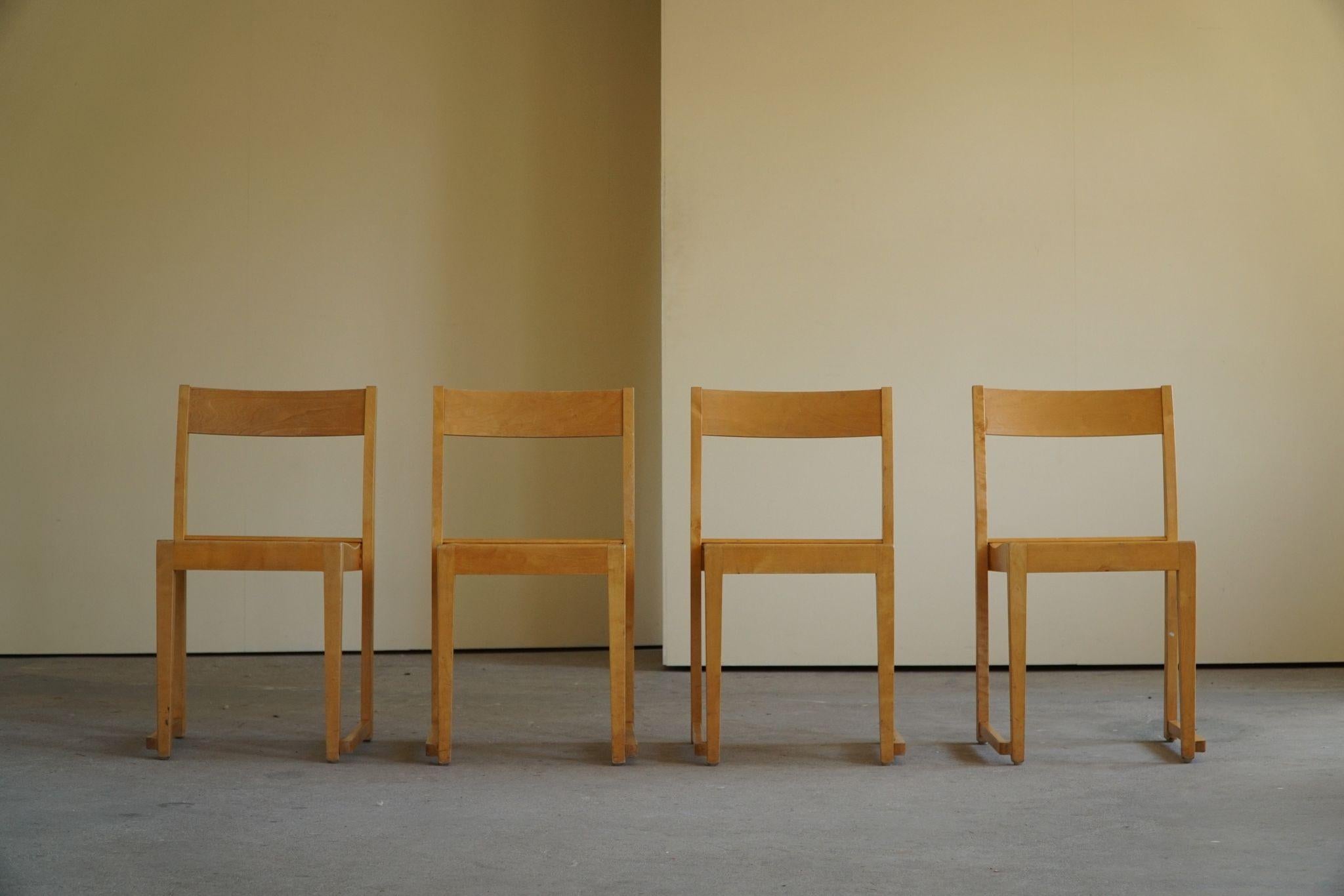 Sven Markelius, Set of 10 Dining Chairs in Birch, Orchestra Chairs, Mid Century In Good Condition In Odense, DK