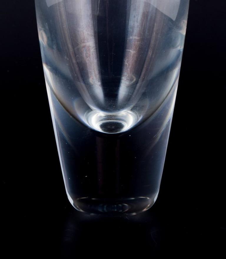 Suédois Sven Palmquist pour Orrefors, Suède Grand et mince vase d'art en verre transparent en vente