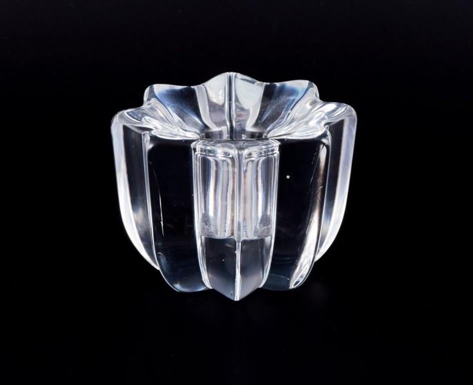 Scandinave moderne Sven Palmqvist pour Orrefors. Paire de chandeliers d'art en verre de cristal. en vente