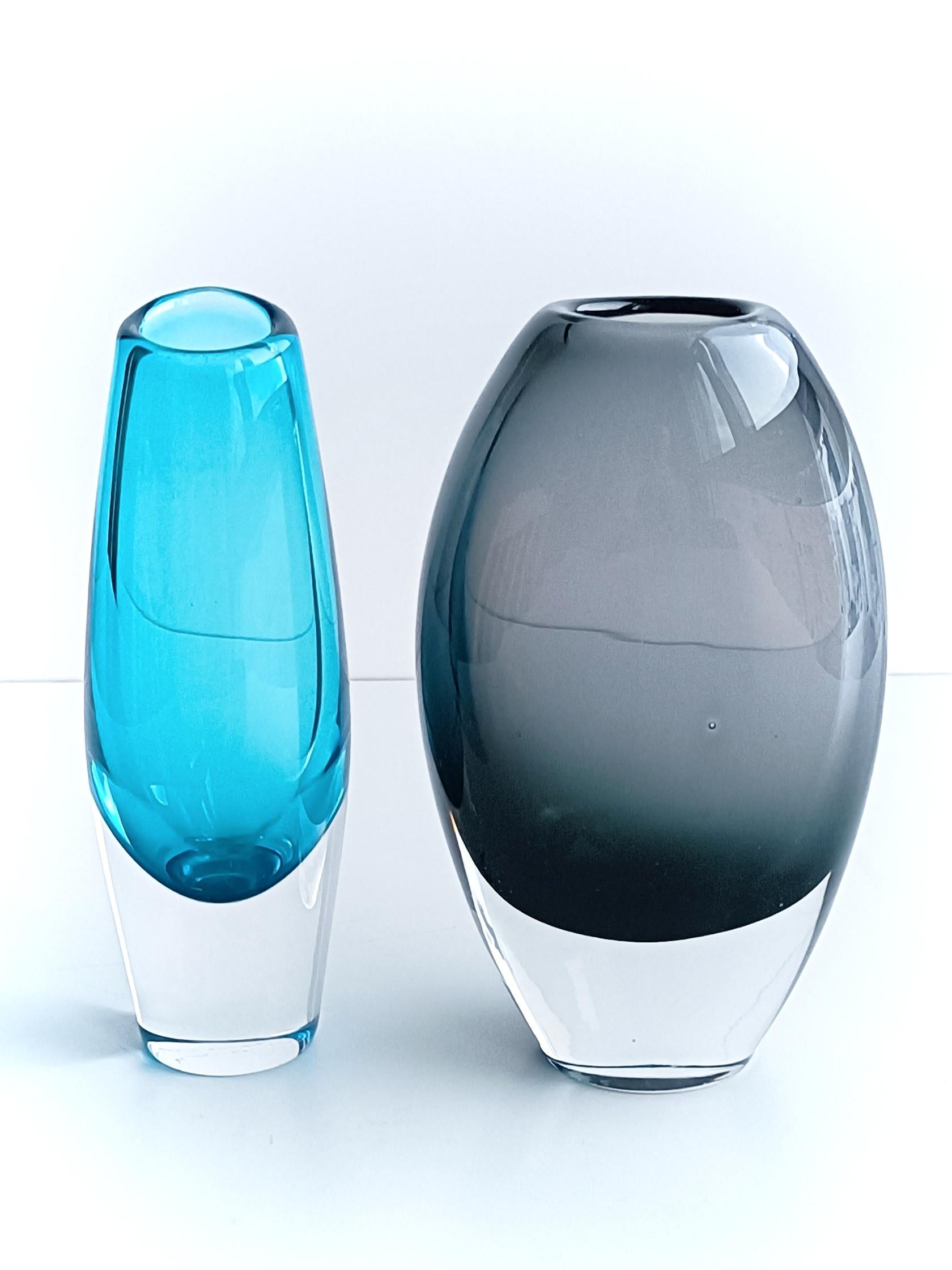 Sven Palmqvist for Orrefors Pair of Sommerso Glass Vases 1950s In Excellent Condition In Valencia, VC