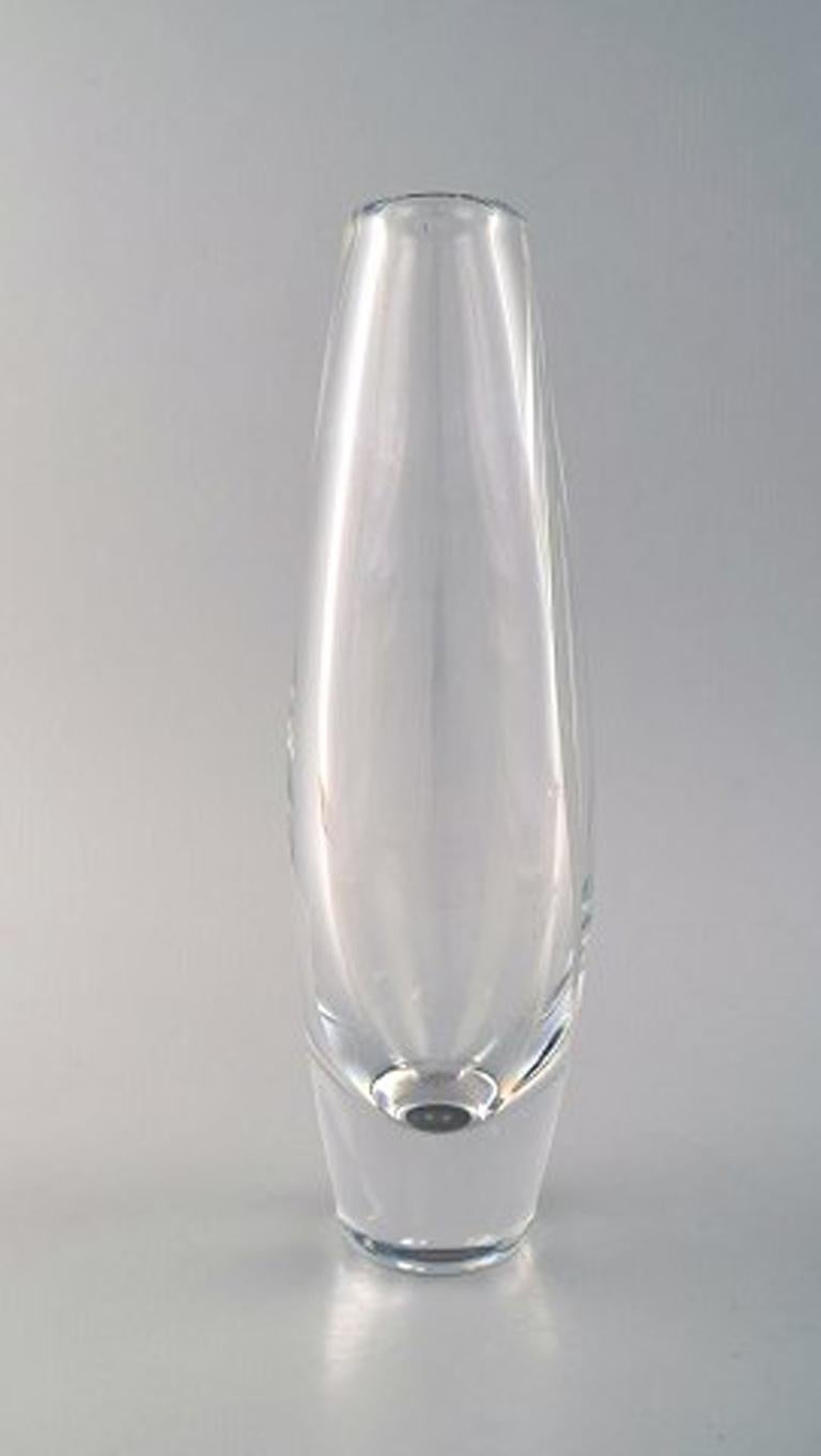 Scandinave moderne Sven Palmqvist pour Orrefors, vase en verre d'art transparent en vente