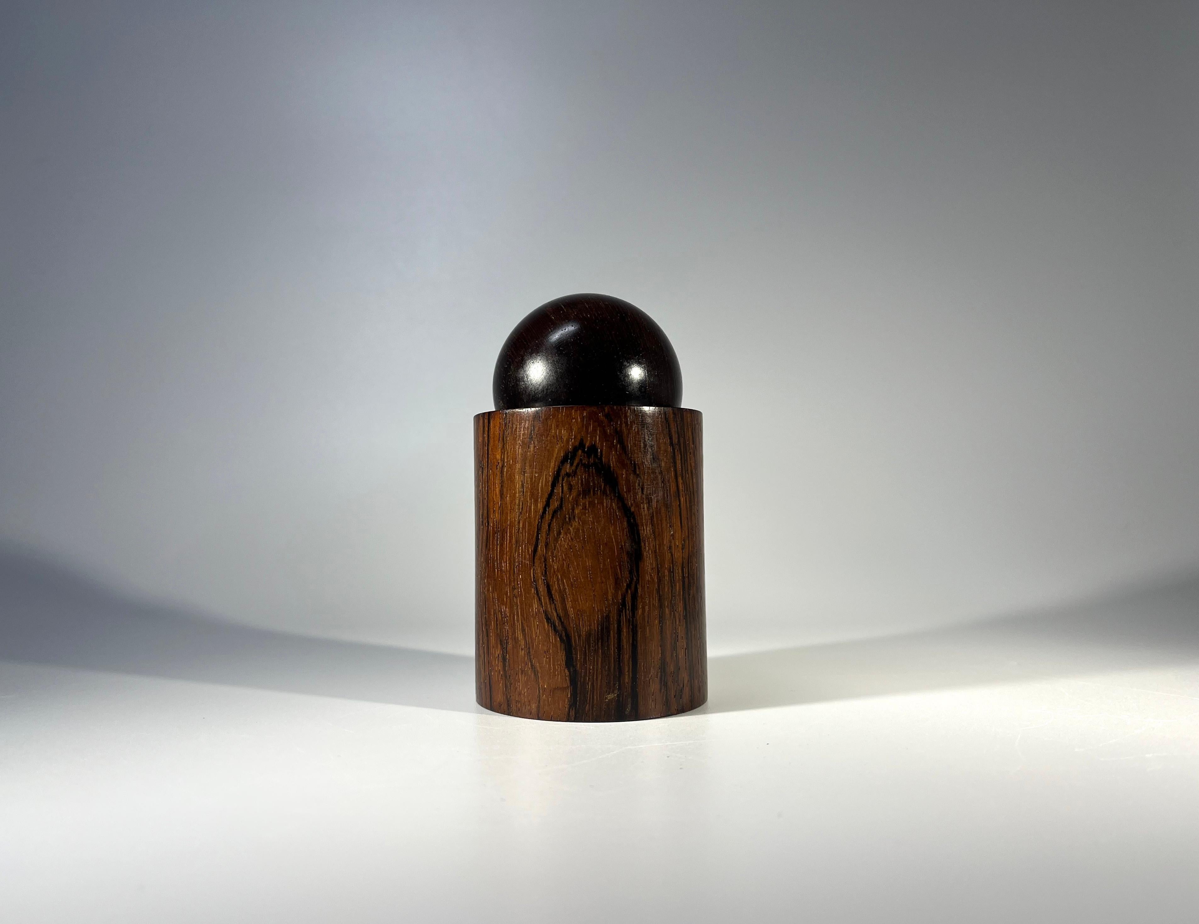 Sven Petersen For SAAP, Danish Magnetic Rosewood Paperclip Pot Circa 1960's In Good Condition For Sale In Rothley, Leicestershire