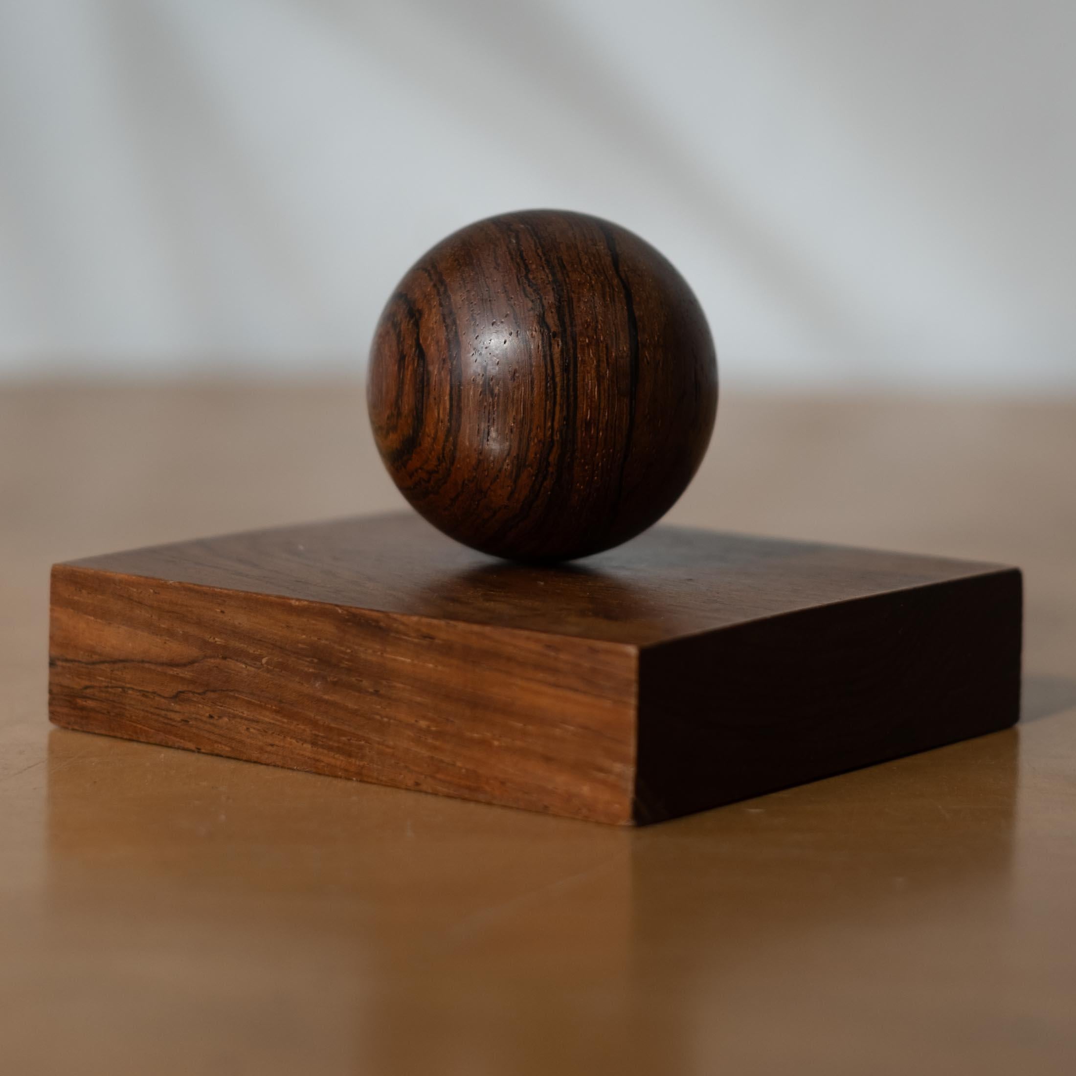 Sven Petersen Kinetische Skulptur aus Rosenholz (Dänisch)