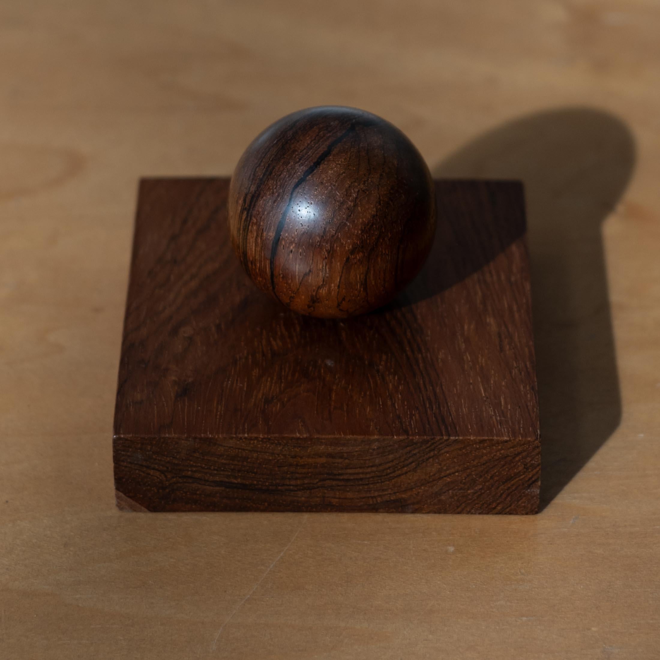 Sven Petersen Kinetische Skulptur aus Rosenholz (20. Jahrhundert)