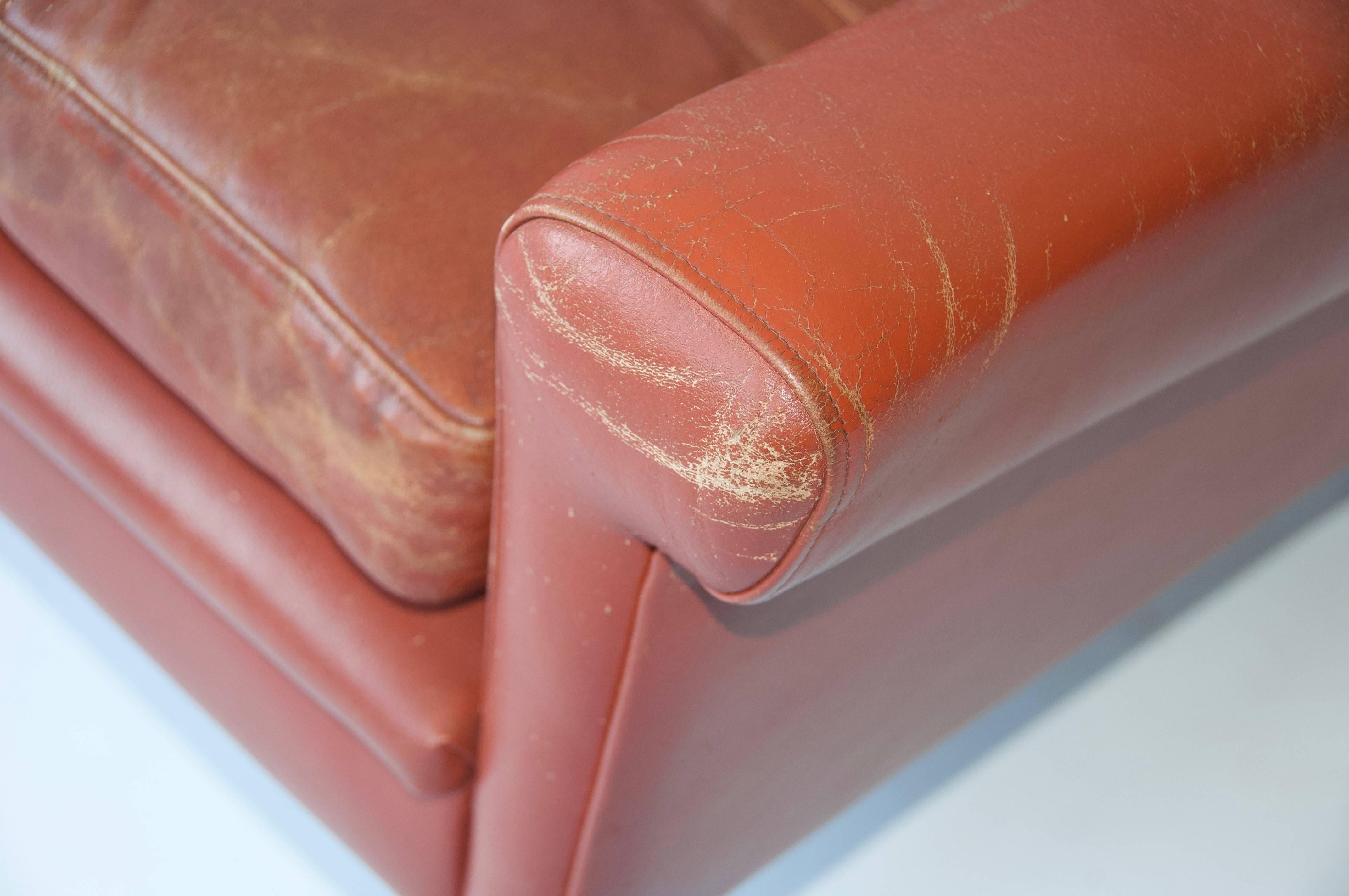 20th Century Sven Skipper Danish Leather Sofa For Sale