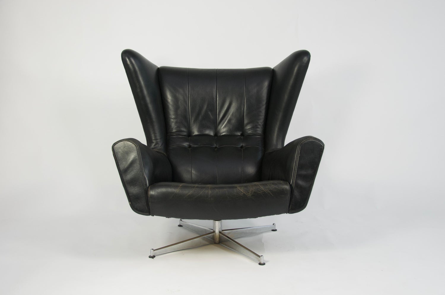 Sven Skipper Leather Lounge Chair And Ottoman For Sale At 1stdibs