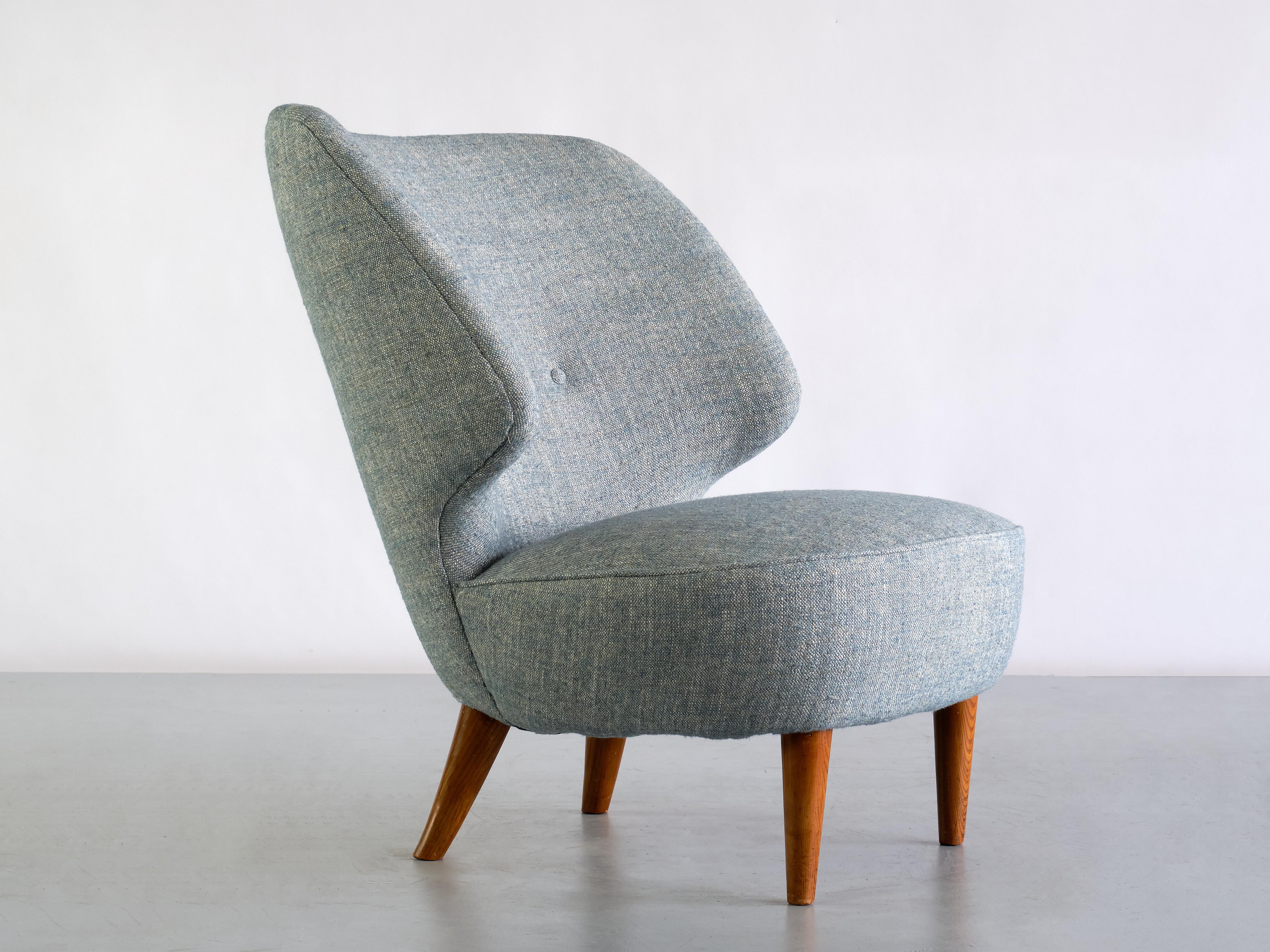 Scandinavian Modern Sven Staaf Easy Chair in Pierre Frey Linen and Elm, Almgren & Staaf, Sweden 1953 For Sale