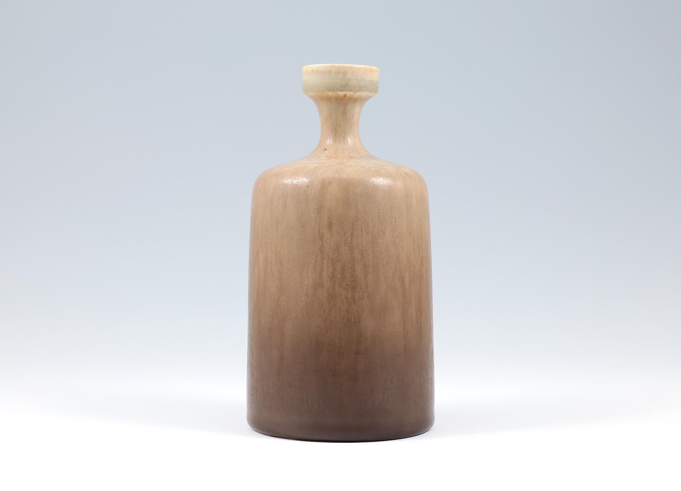 Glazed Sven Wejesfelt, Pale Brown Stoneware Vase, Gustavsberg, Sweden 1980 For Sale