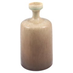 Sven Wejesfelt, Vase en grès de couleur Brown pâle, Gustavsberg, Suède 1980