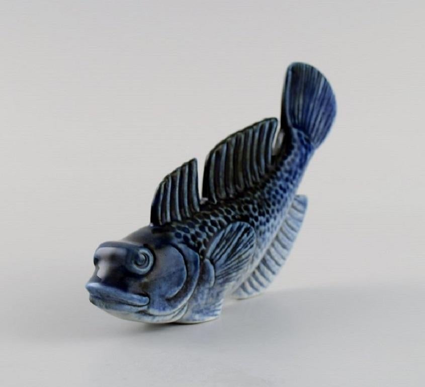 Suédois Sven Wejsfelt pour Gustavsberg, poisson à coutures uniques en céramique émaillée en vente