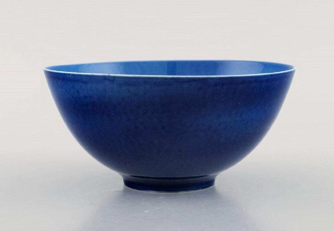 Swedish Sven Wejsfelt for Gustavsberg Studio, Bowl in Ceramics with Birds For Sale