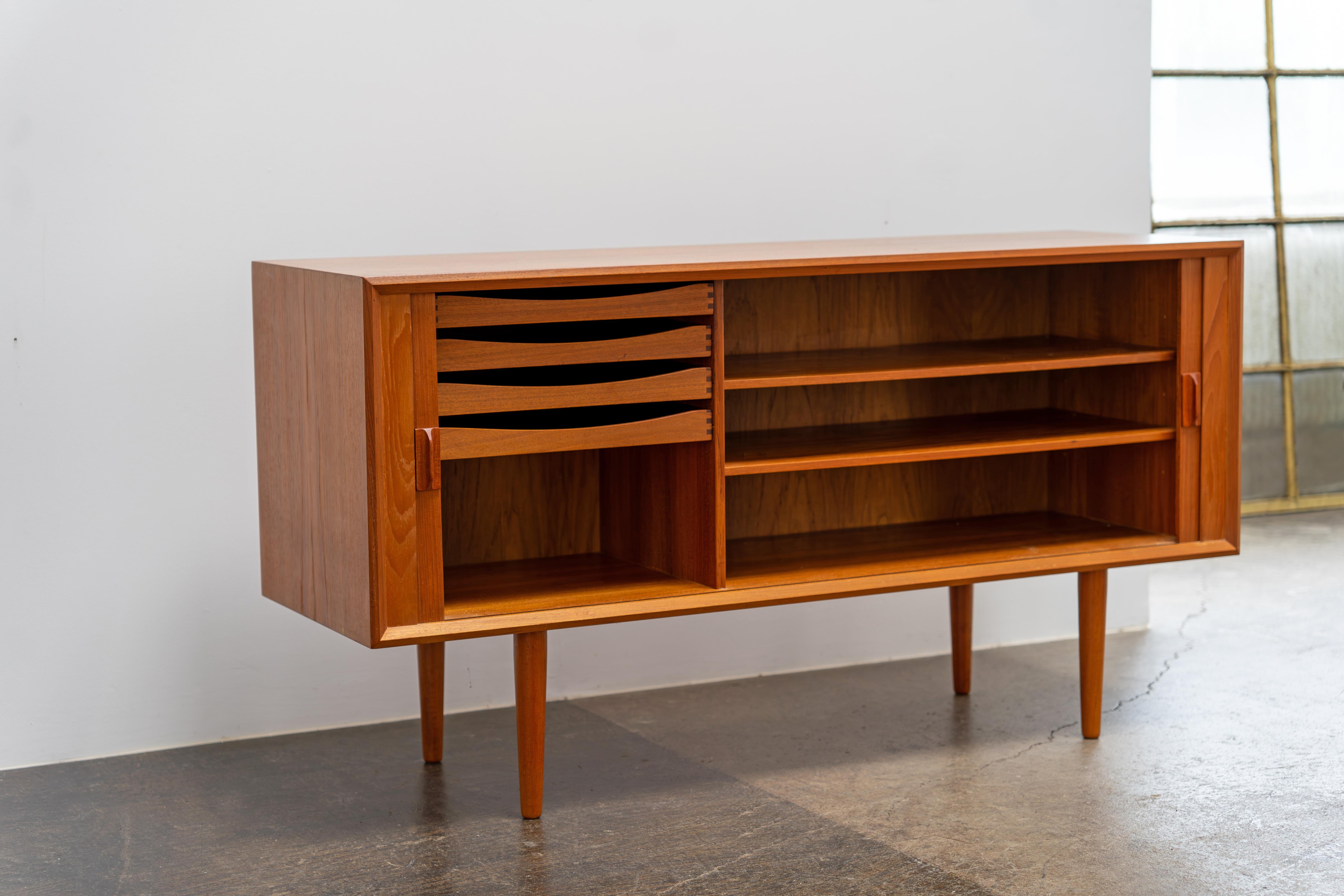 Svend A. Larsen - Teak Sideboard Faarup Møbelfabrik, 1960s For Sale 2
