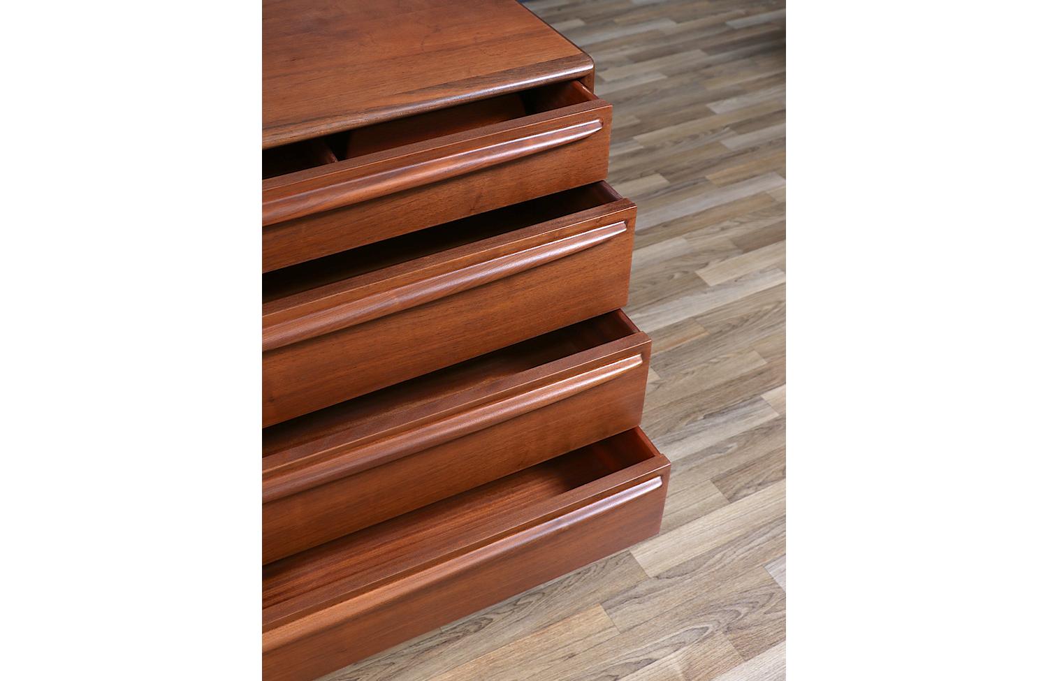Svend A. Larsen Walnut Dresser for Falster Møbelfabrik 6