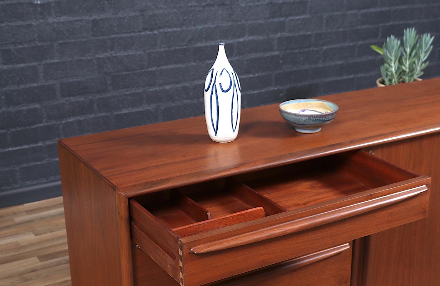 Svend A. Larsen Walnut Dresser for Falster Møbelfabrik 3