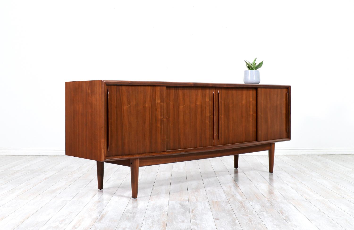 Mid-20th Century Svend A. Madsen Curved-Front Teak Credenza for H.P. Hansen