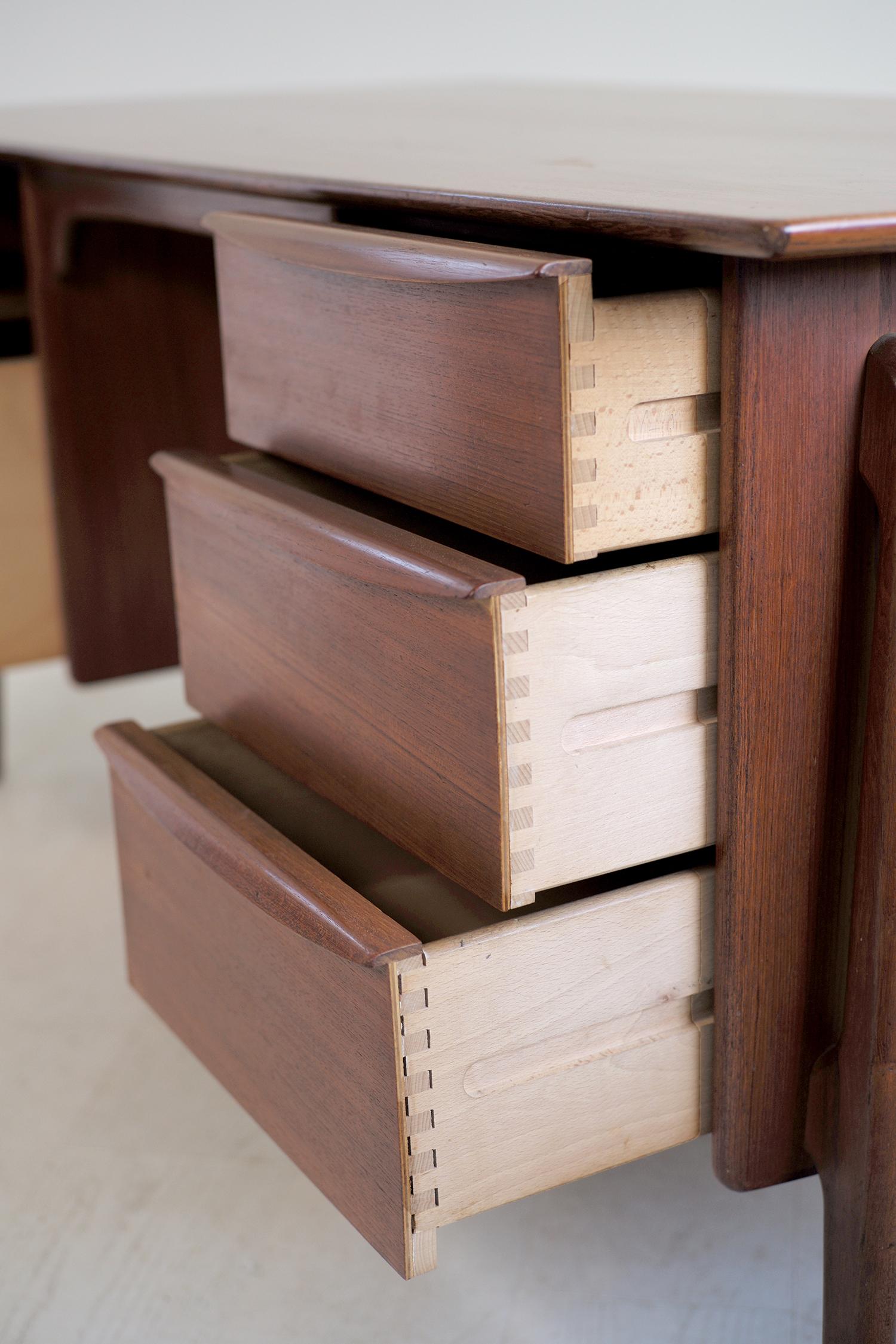 Svend A. Madsen Executive Teak Desk, Sigurd Hansen, Denmark, 1950 2