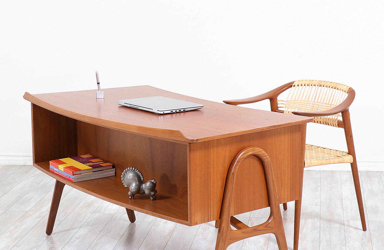 Wood Svend A. Madsen Executive Teak Desk with Bookshelf for H.P. Hansen