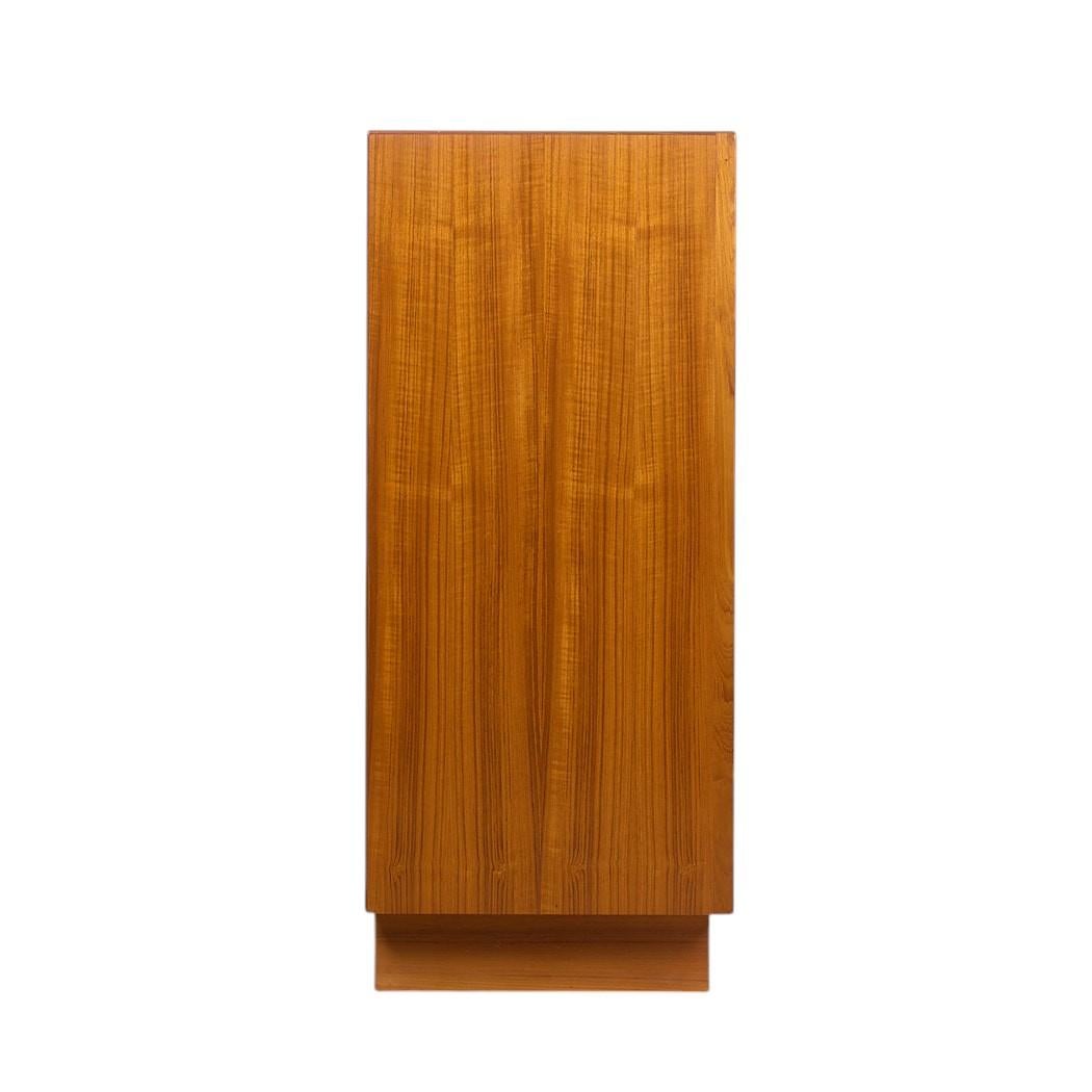 Svend A. Madsen for Falster Mid Century Danish Teak Highboy Dresser In Good Condition For Sale In Countryside, IL