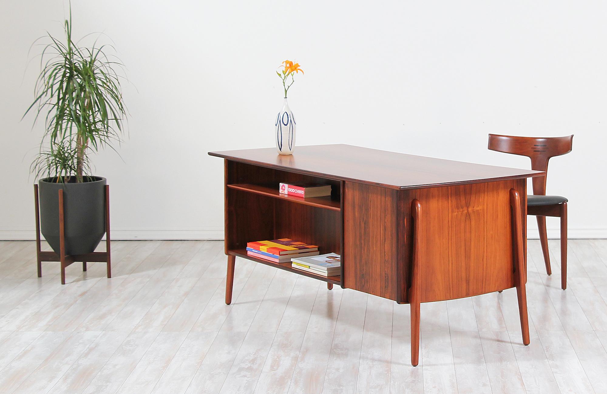 Svend A. Madsen Rosewood Desk with Bookshelf for Sigurd Hansen In Excellent Condition In Los Angeles, CA