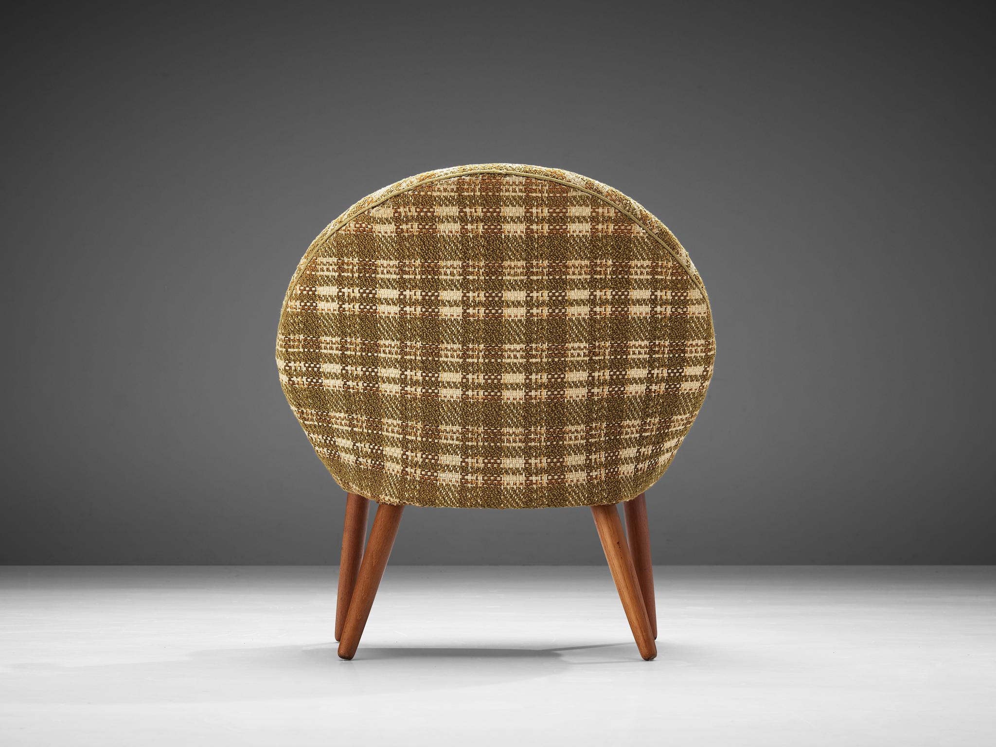 Svend Aage Eriksen ‘Penguin’ Easy Chair in Teak and Checkered Upholstery In Good Condition In Waalwijk, NL